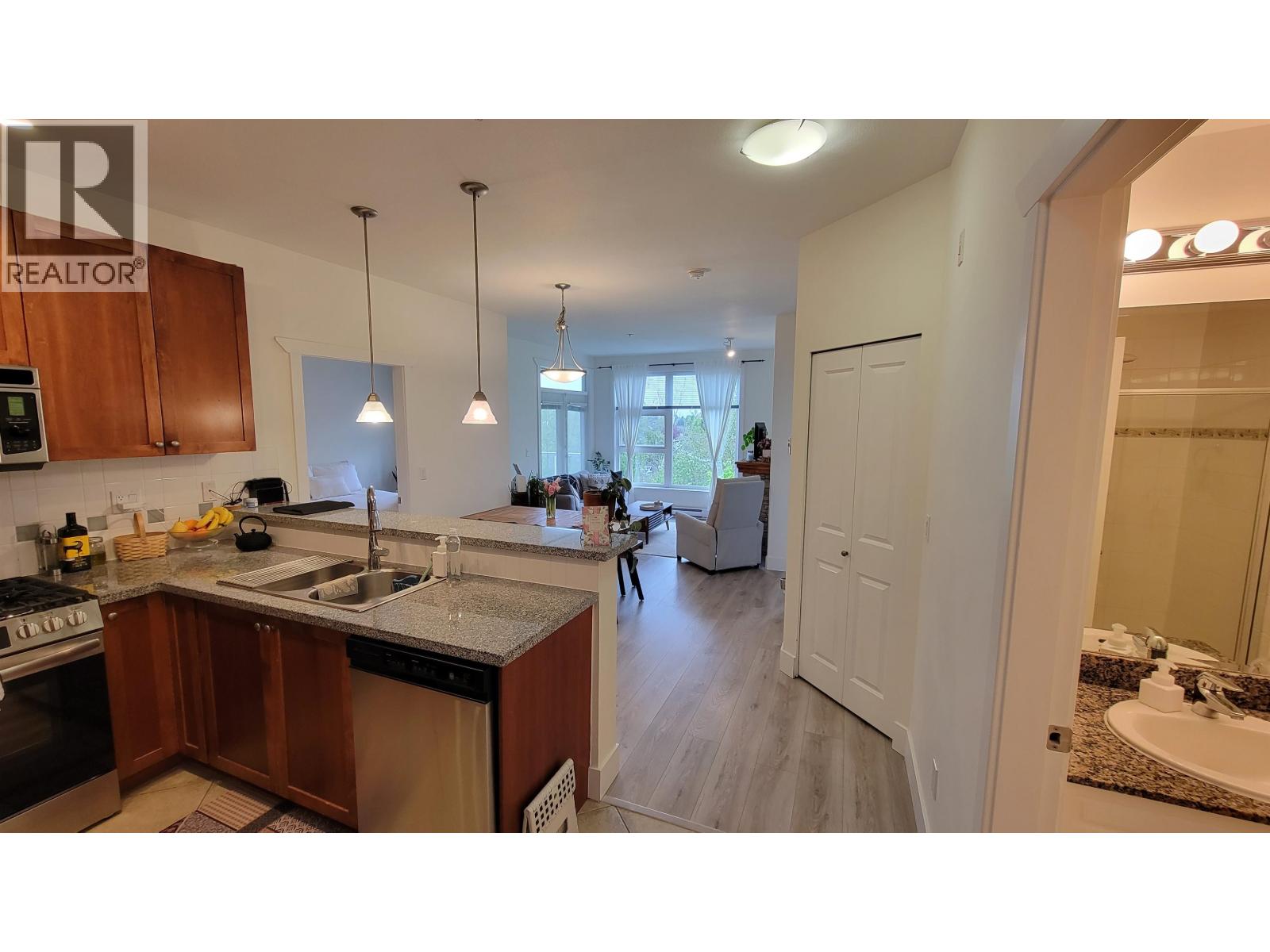 #309-4500 WESTWATER Drive, Richmond