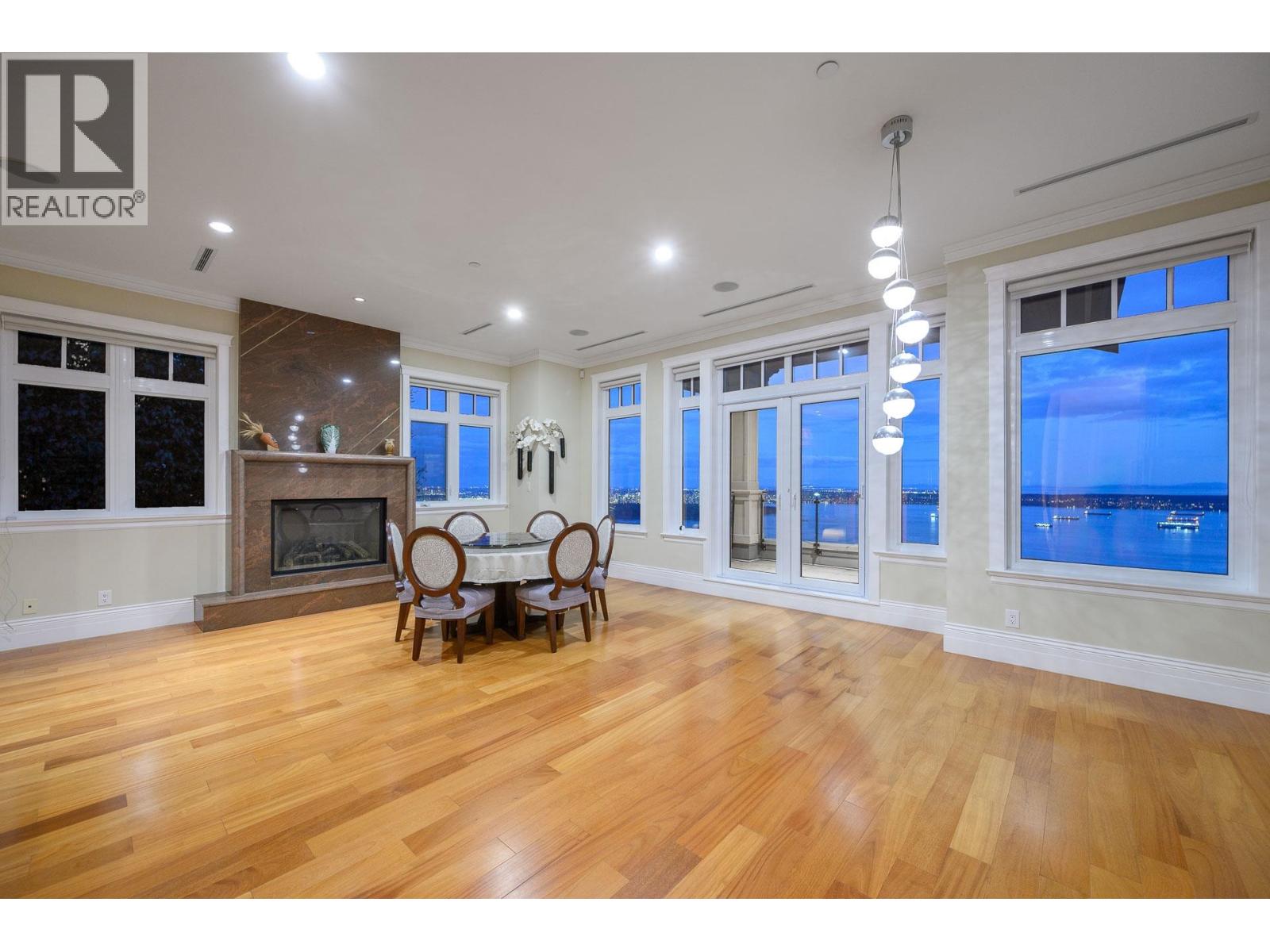 2420 HALSTON COURT, West Vancouver