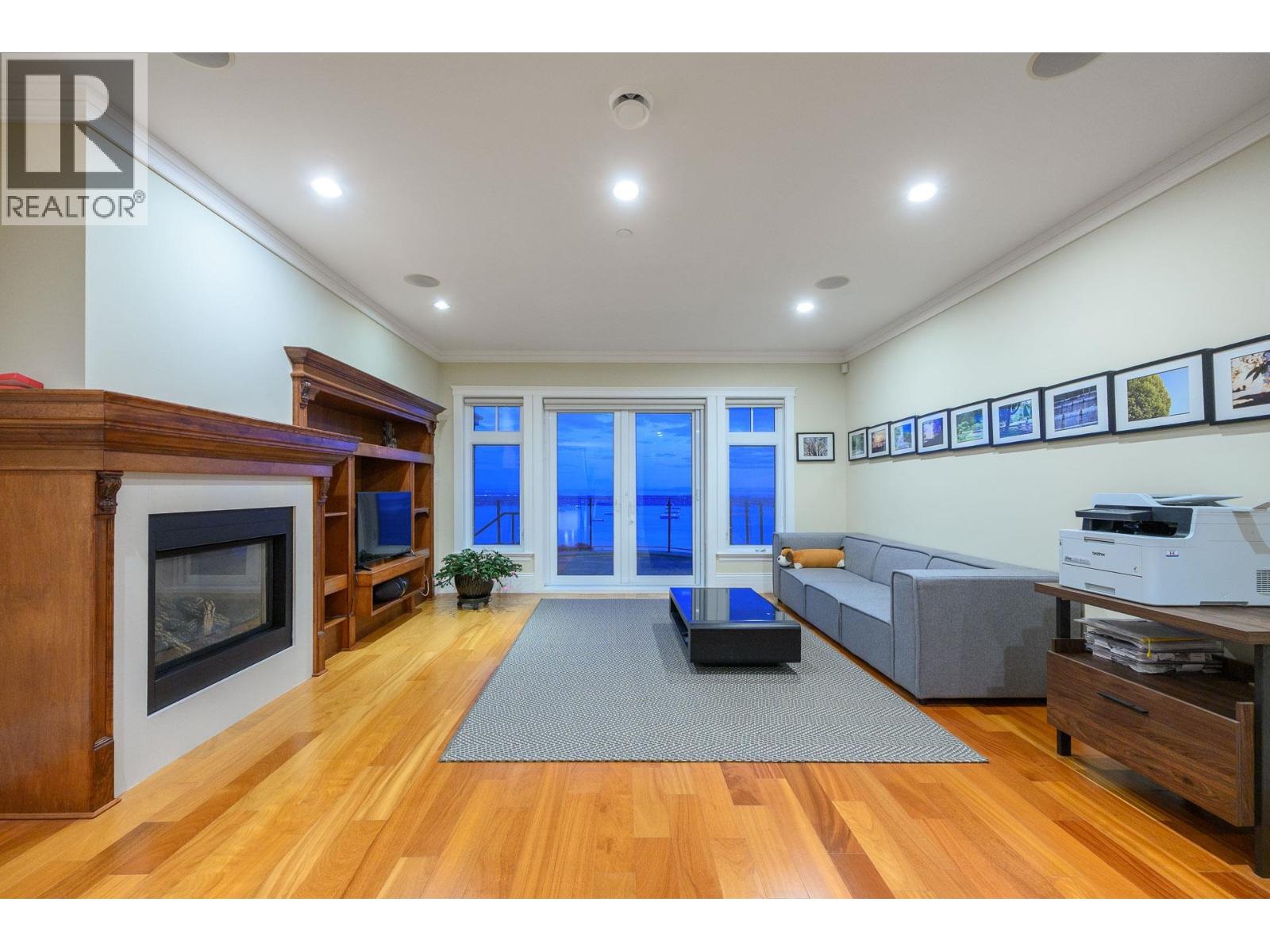 2420 HALSTON COURT, West Vancouver