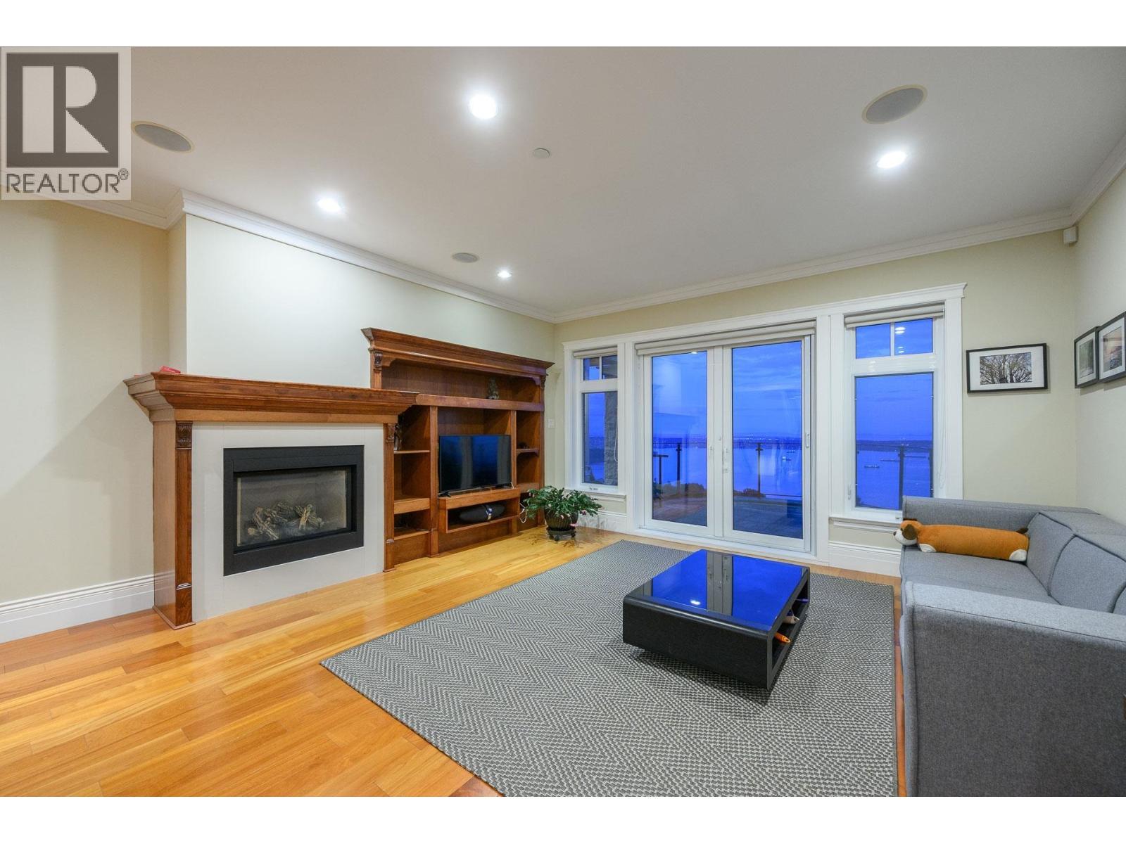 2420 HALSTON COURT, West Vancouver