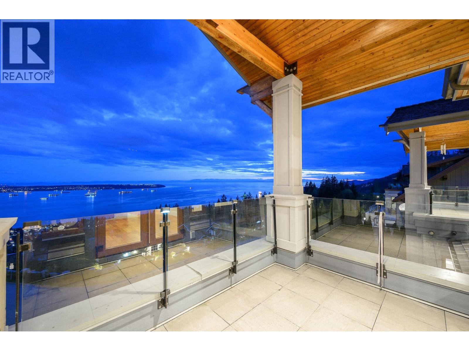 2420 HALSTON COURT, West Vancouver