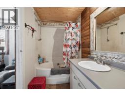 5880 Gardi Road, Kamloops, BC V1S2A1 Photo 21