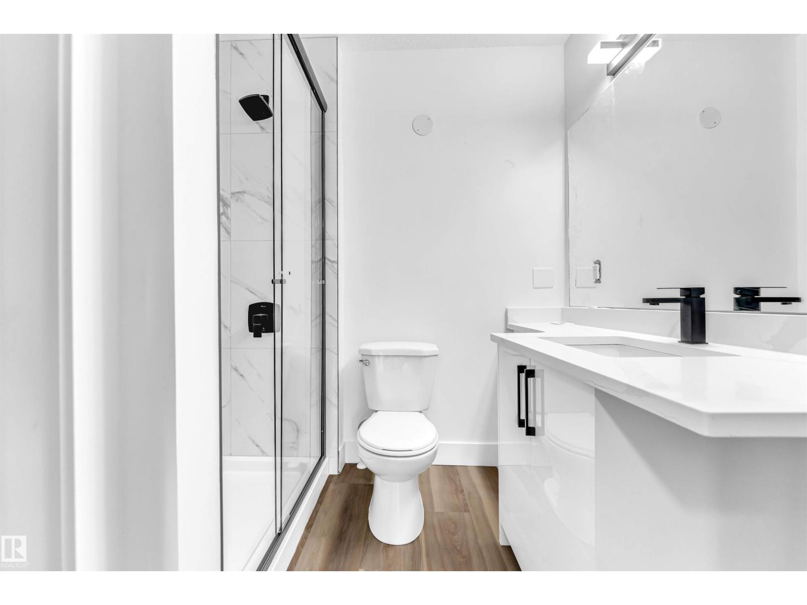 3508 84 ST NW - 20