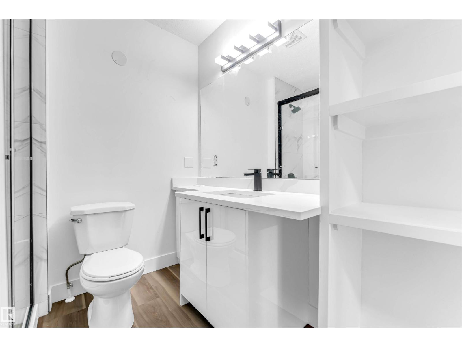 3508 84 ST NW - 25