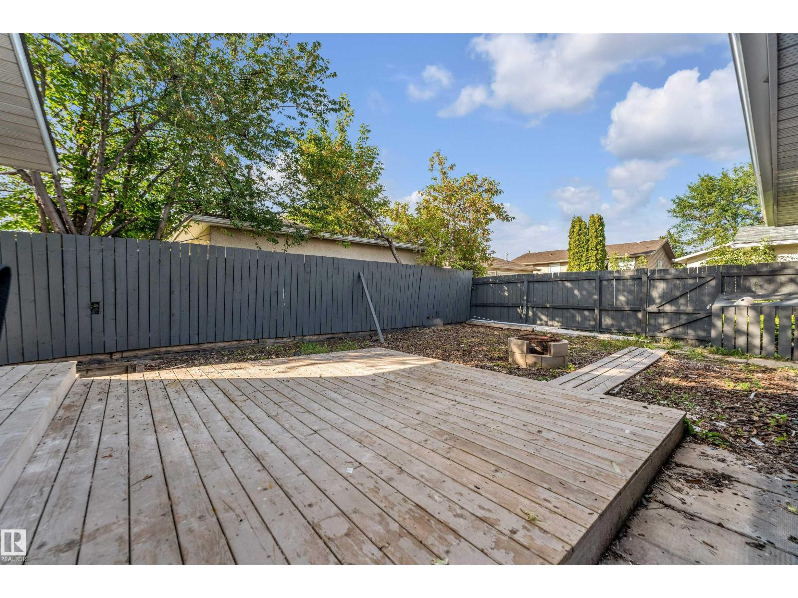 3508 84 ST NW - 45