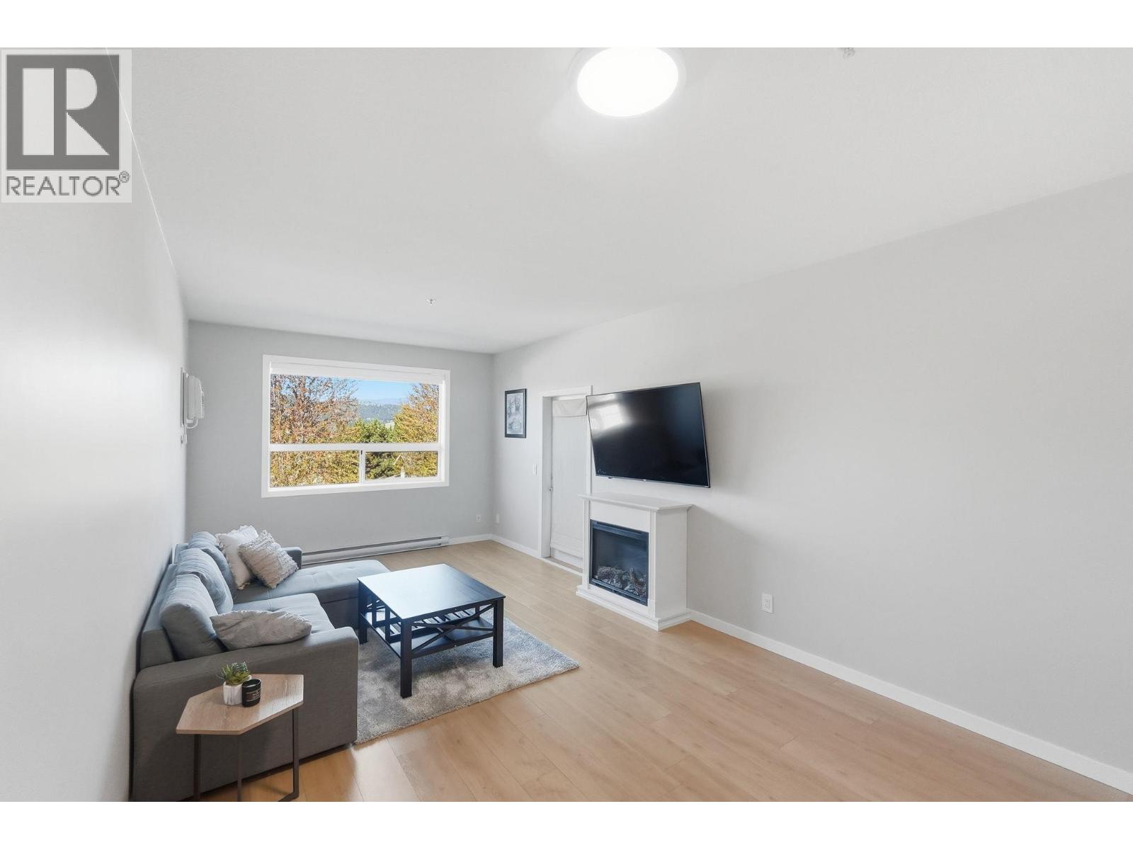 308 778 Rutland Road North, Kelowna