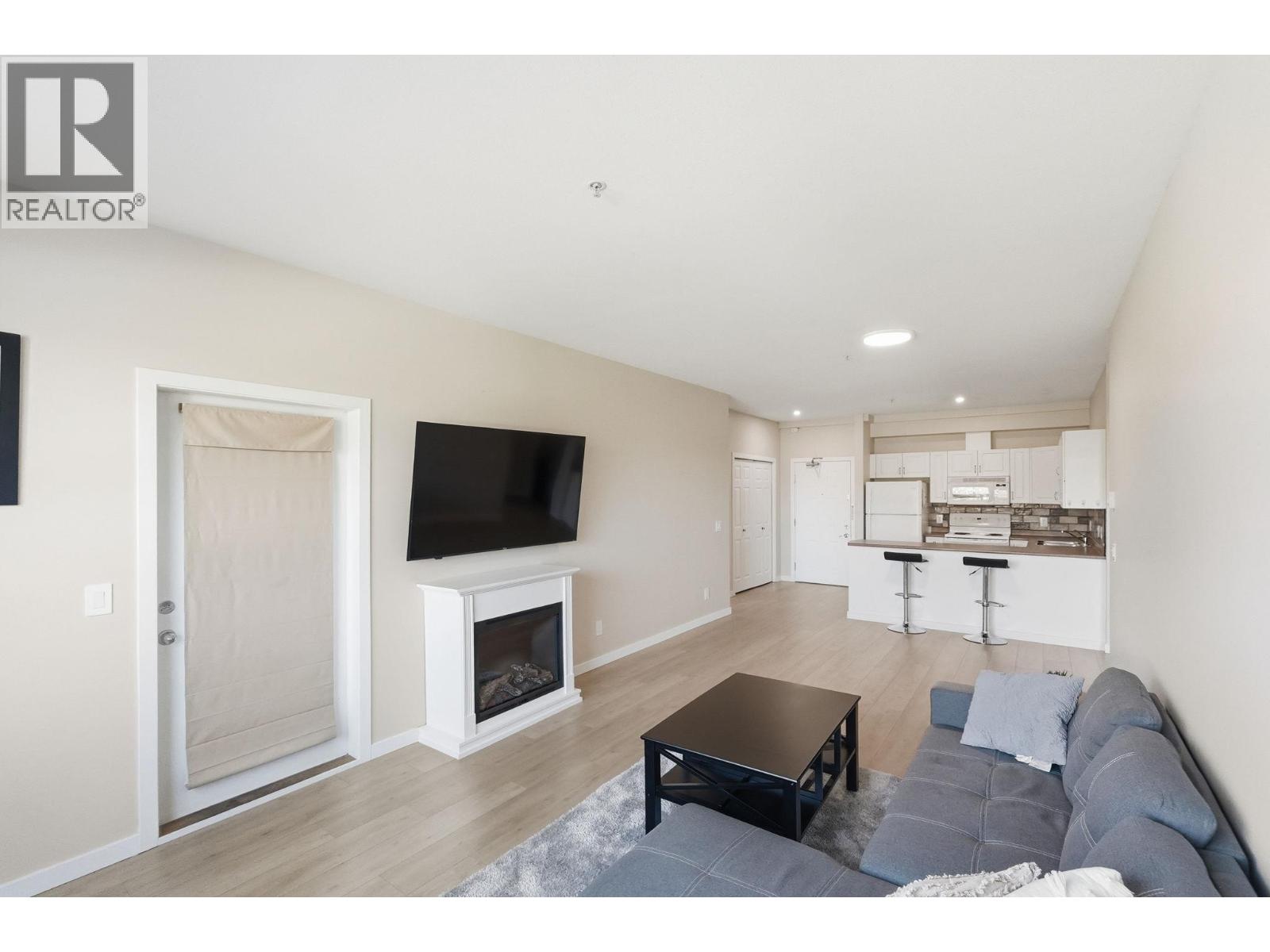 308 778 Rutland Road North, Kelowna