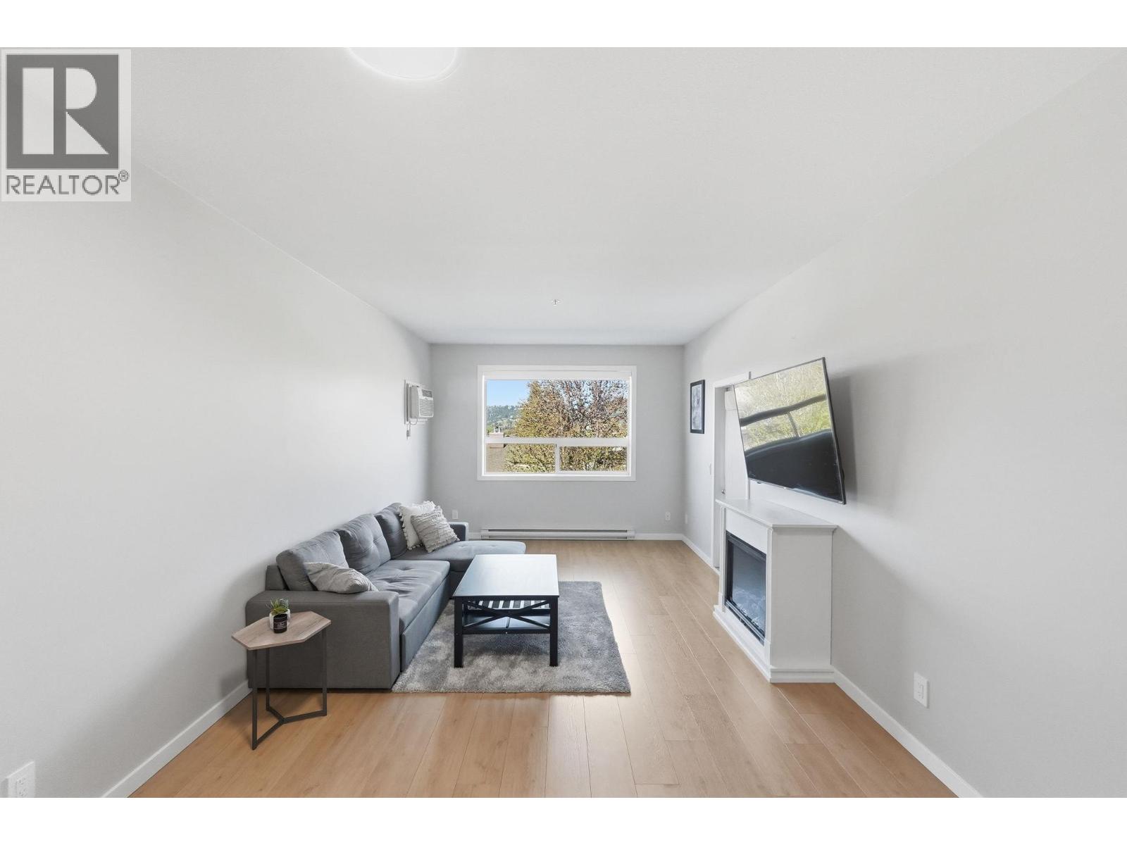 308 778 Rutland Road North, Kelowna