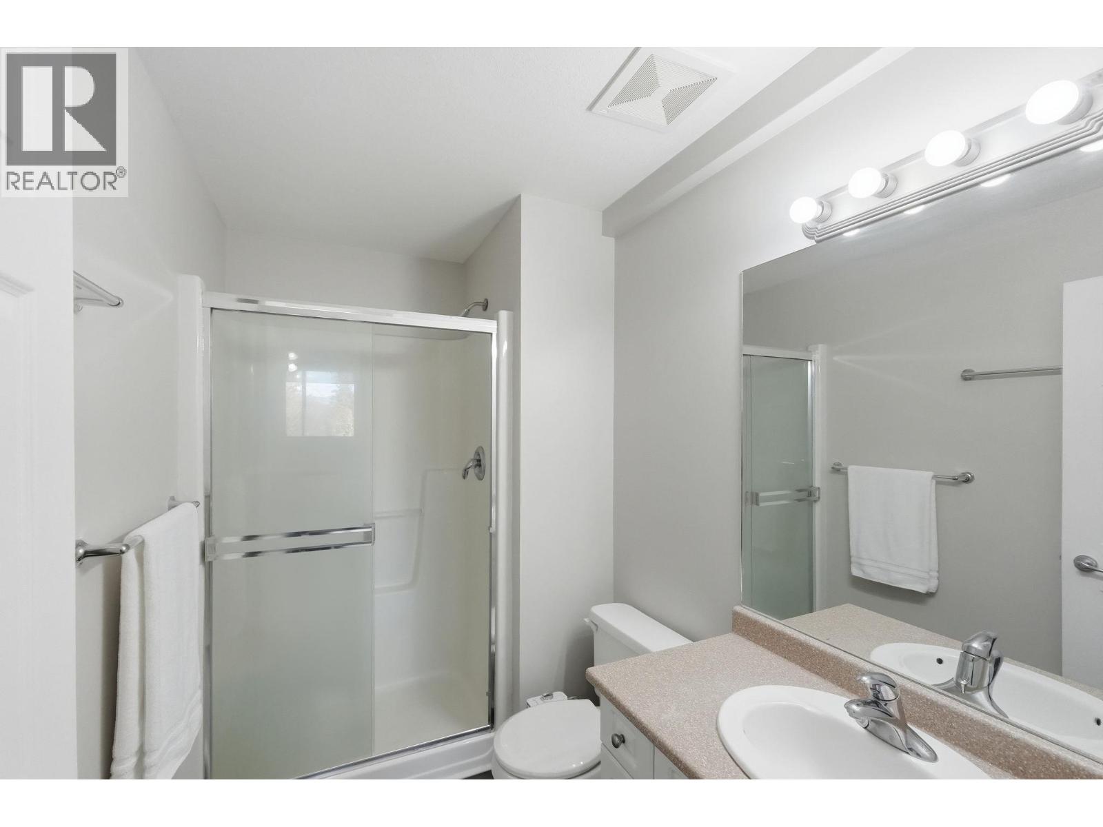 308 778 Rutland Road North, Kelowna