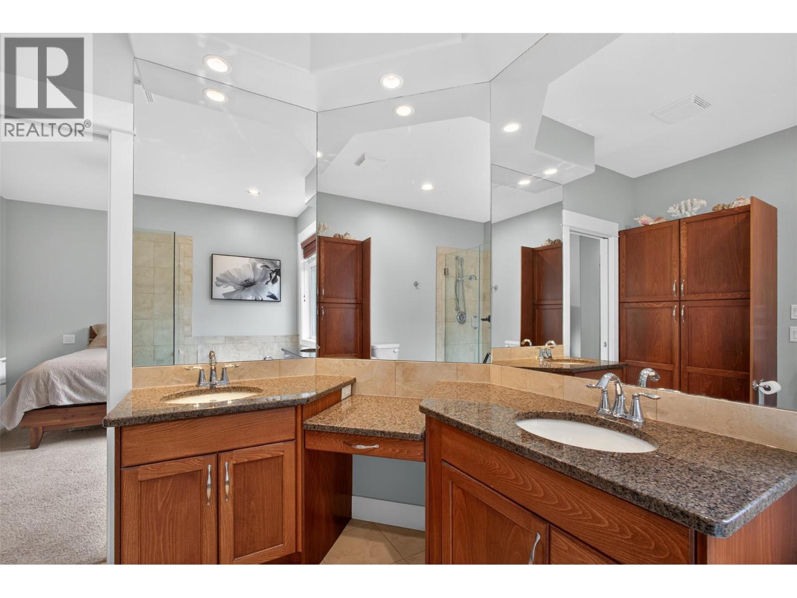  539 South Crest Drive, Kelowna