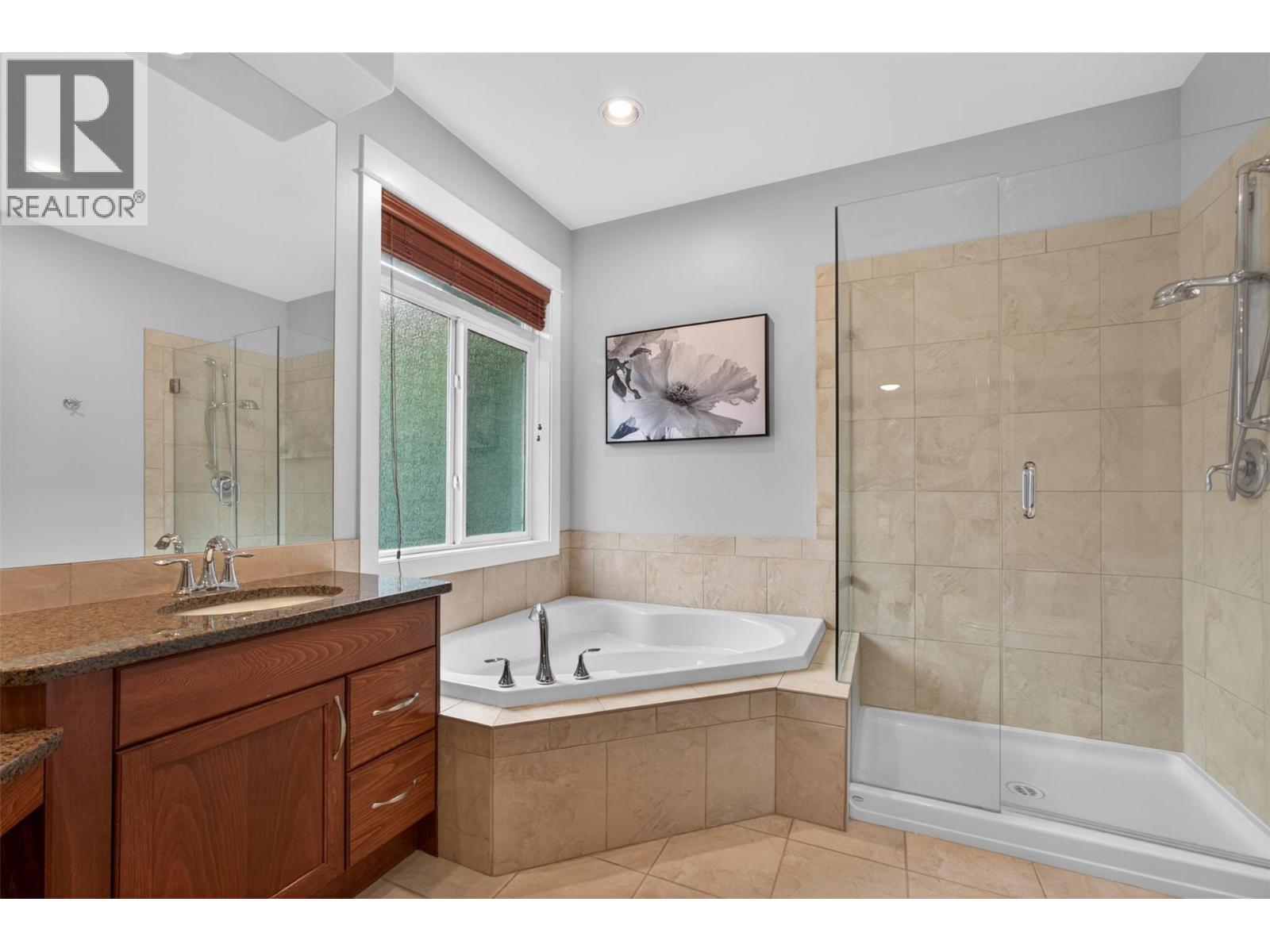  539 South Crest Drive, Kelowna