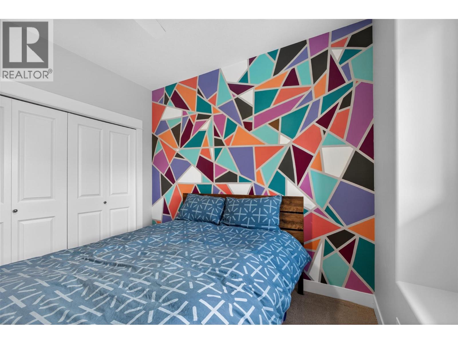  539 South Crest Drive, Kelowna