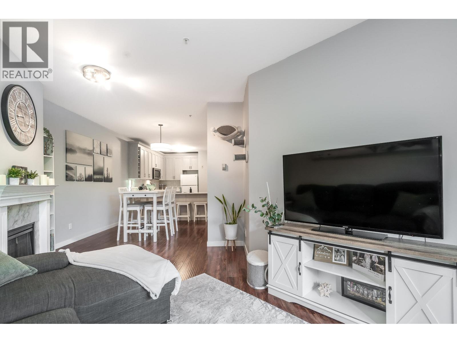 104 2109 ROWLAND STREET, Port Coquitlam
