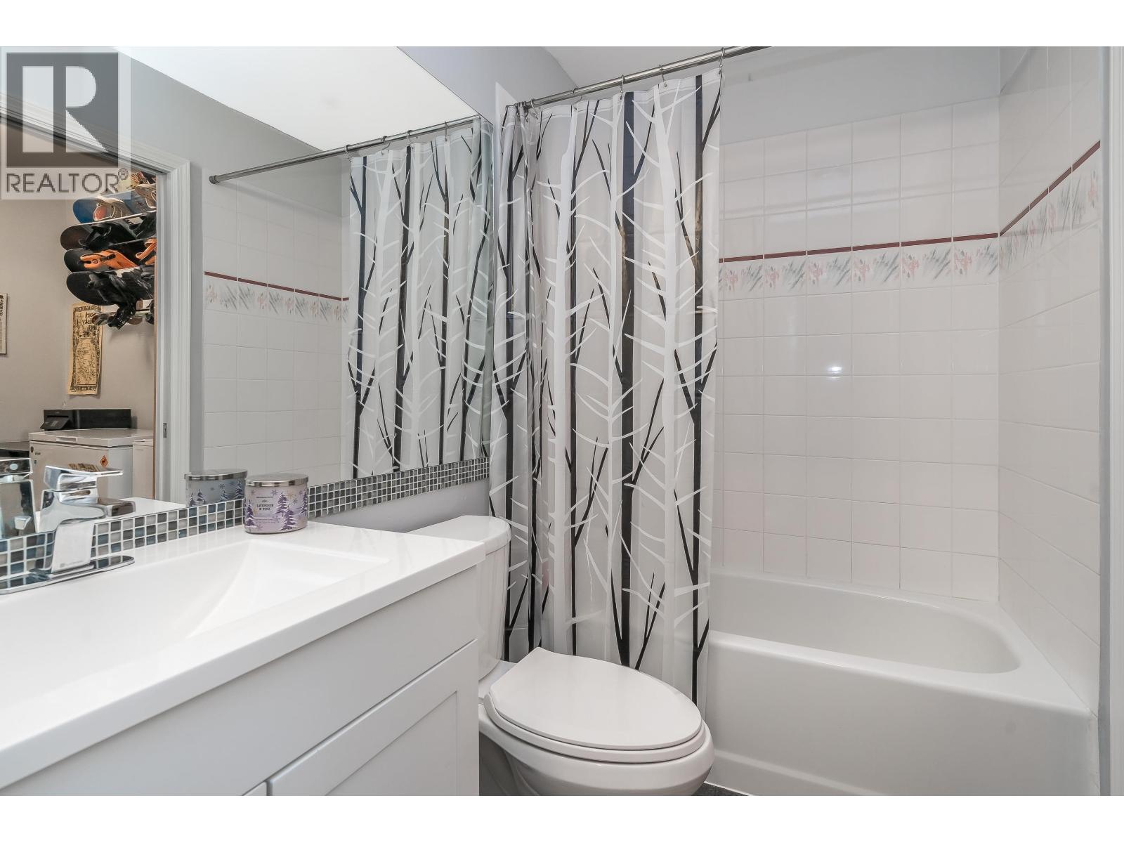 104 2109 ROWLAND STREET, Port Coquitlam