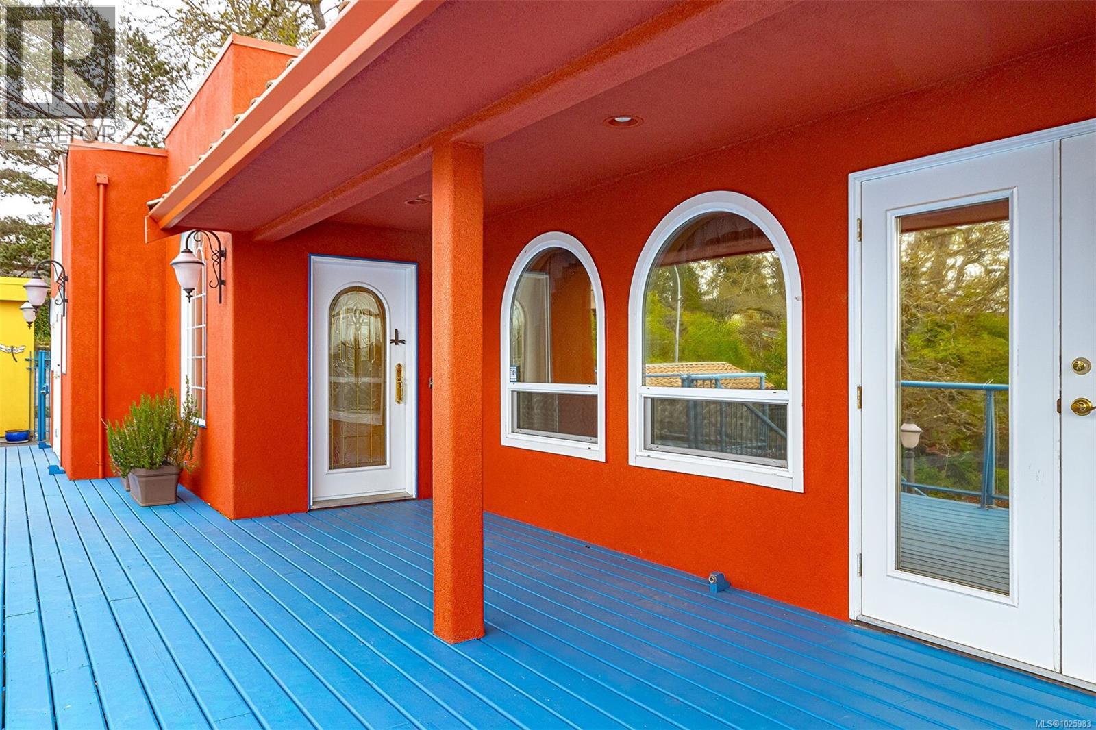  3711 Grange Road, Saanich