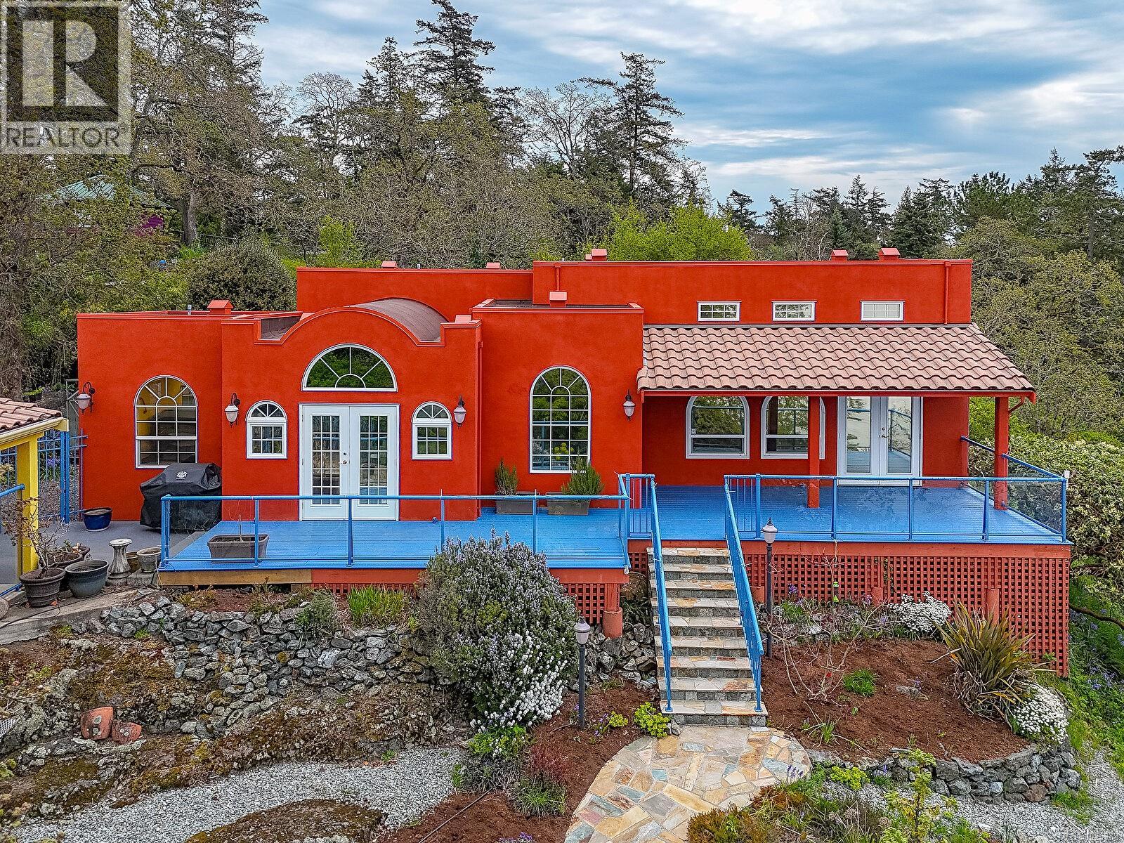  3711 Grange Road, Saanich