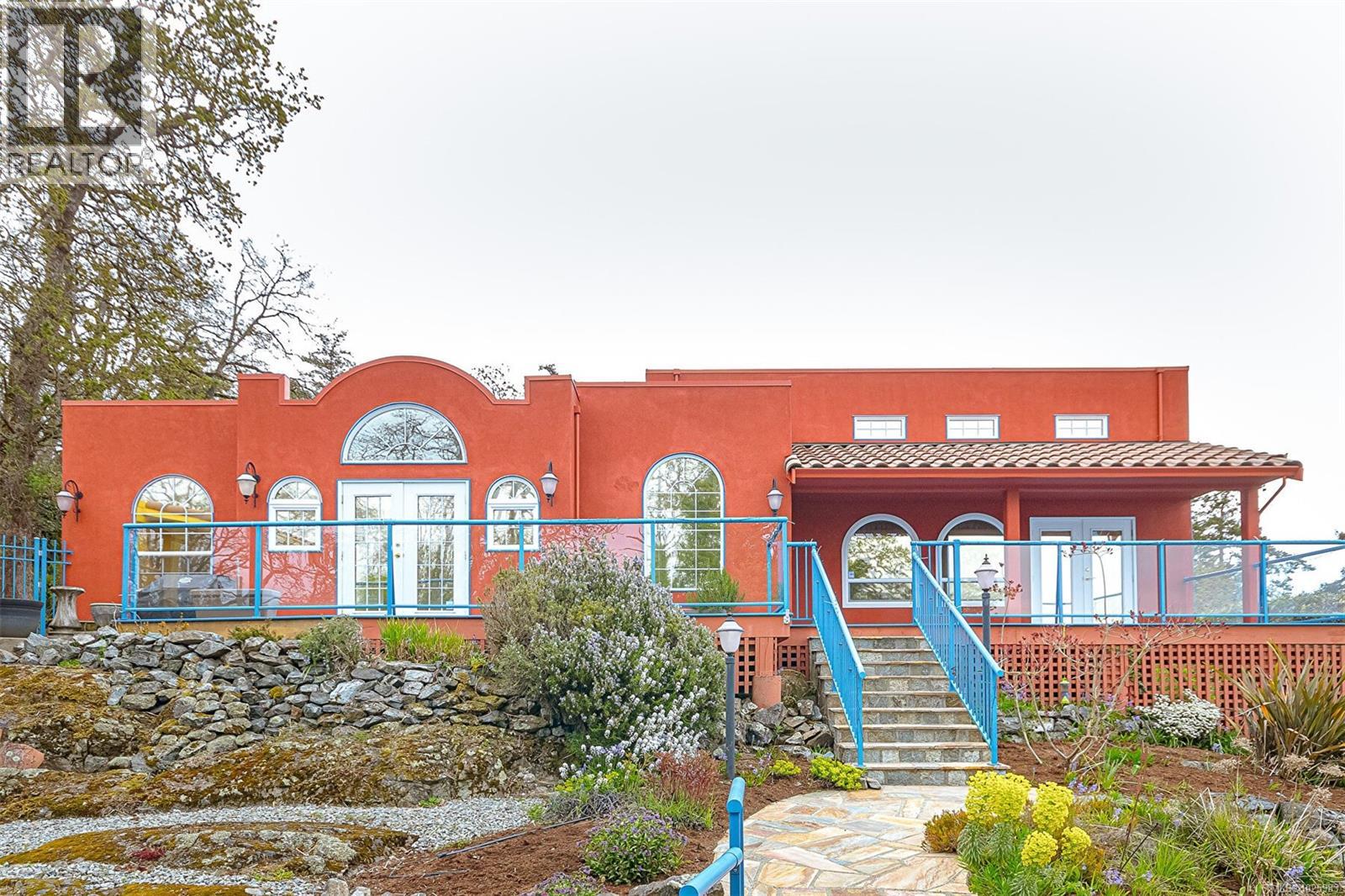  3711 Grange Road, Saanich