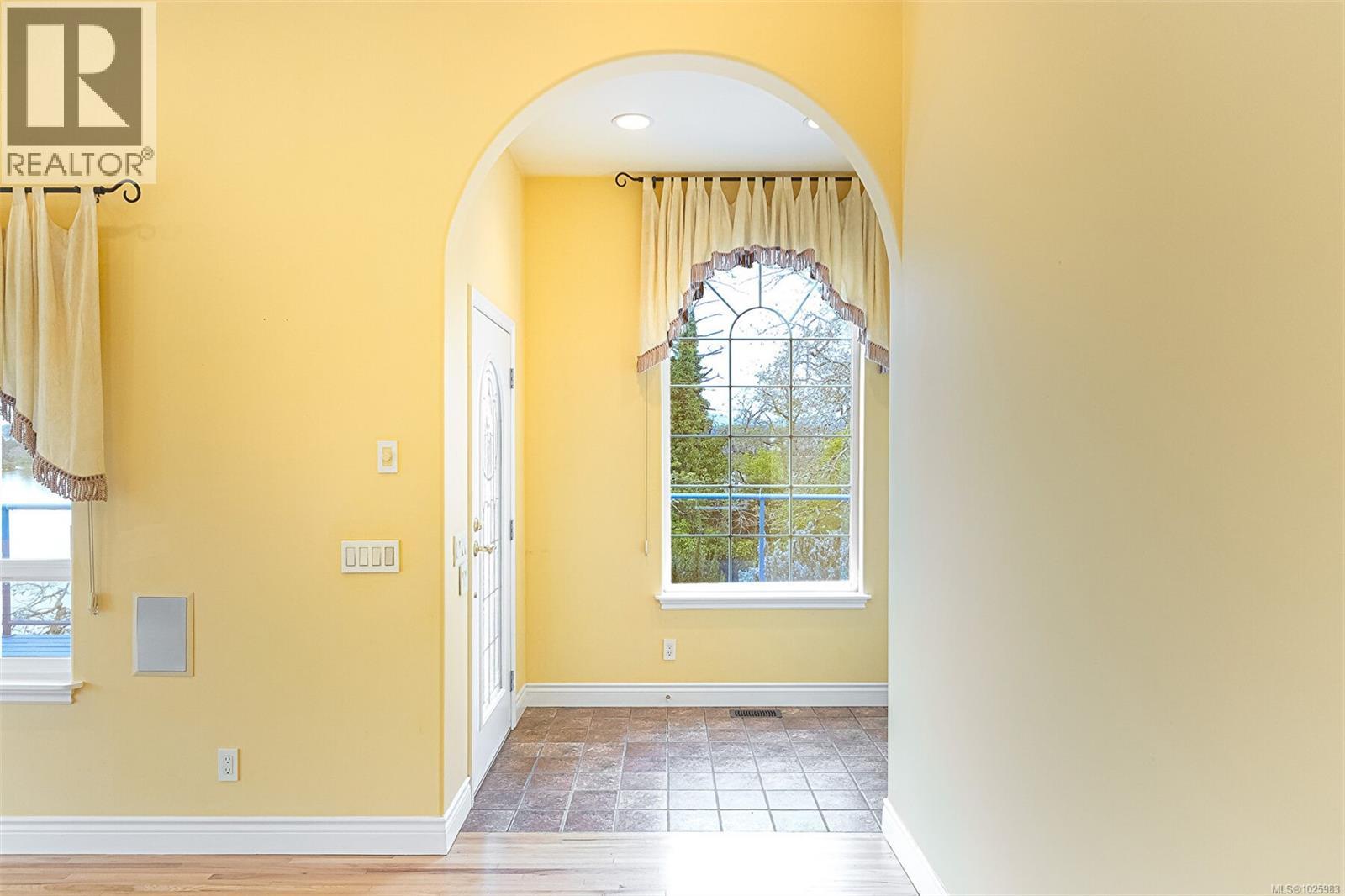  3711 Grange Road, Saanich