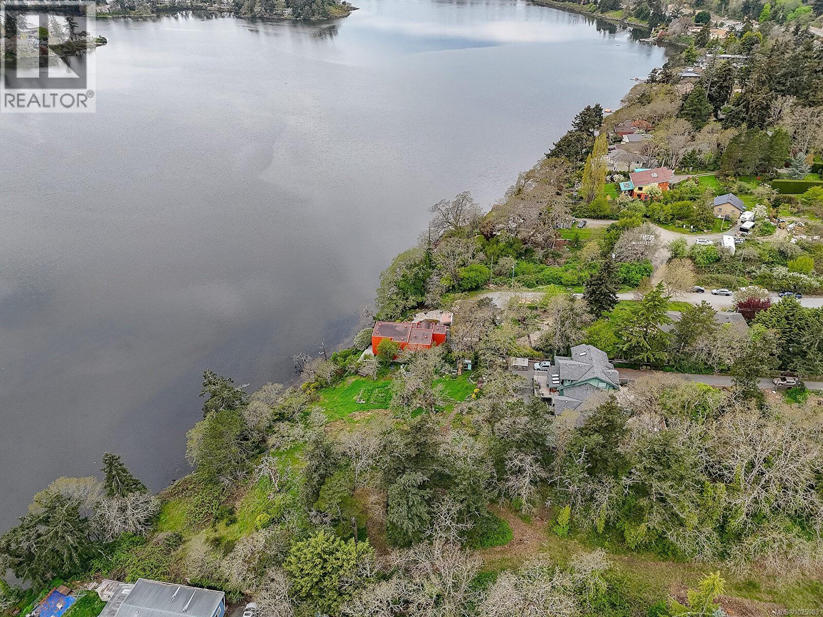 3711 Grange Road, Saanich