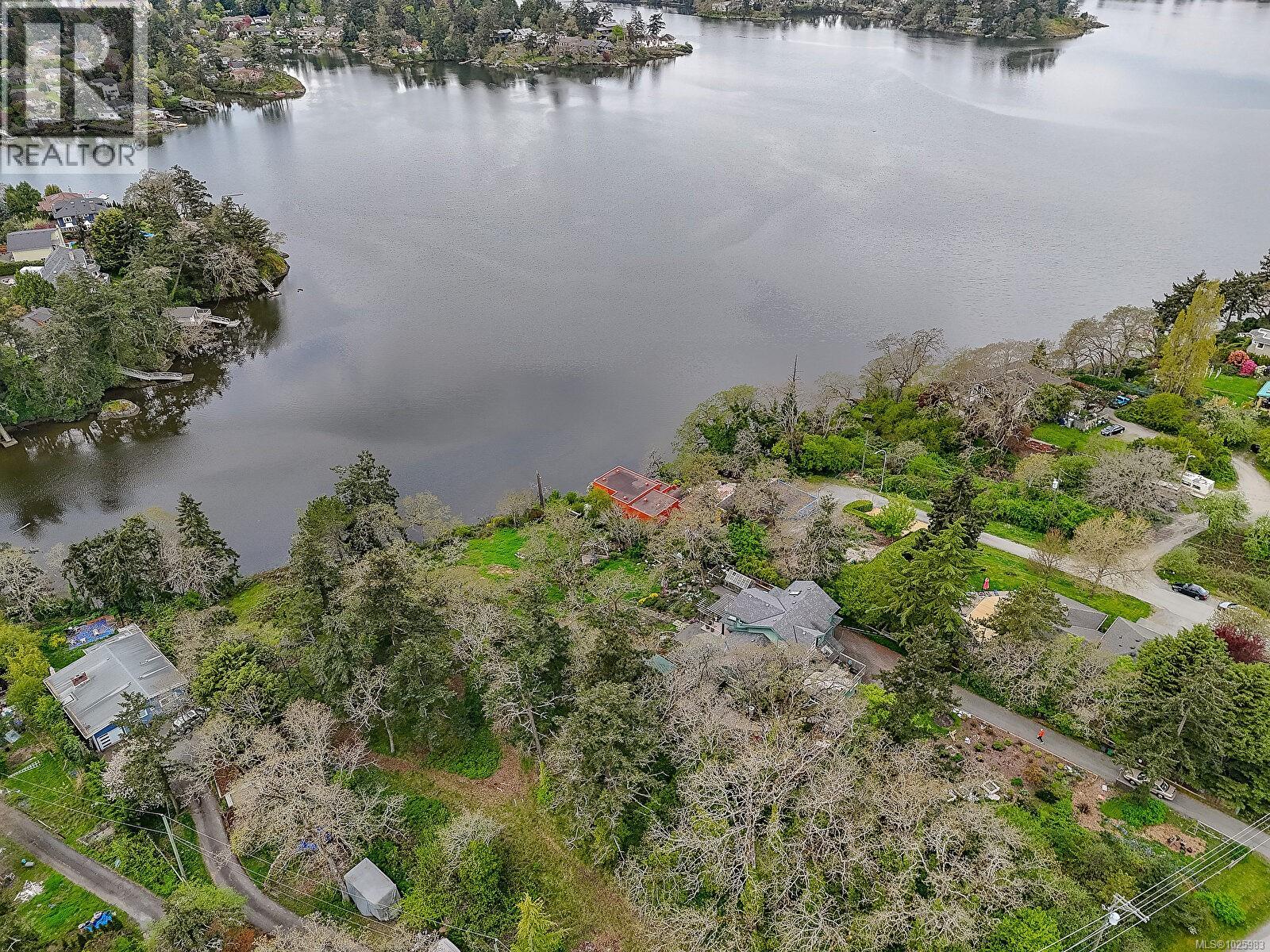  3711 Grange Road, Saanich