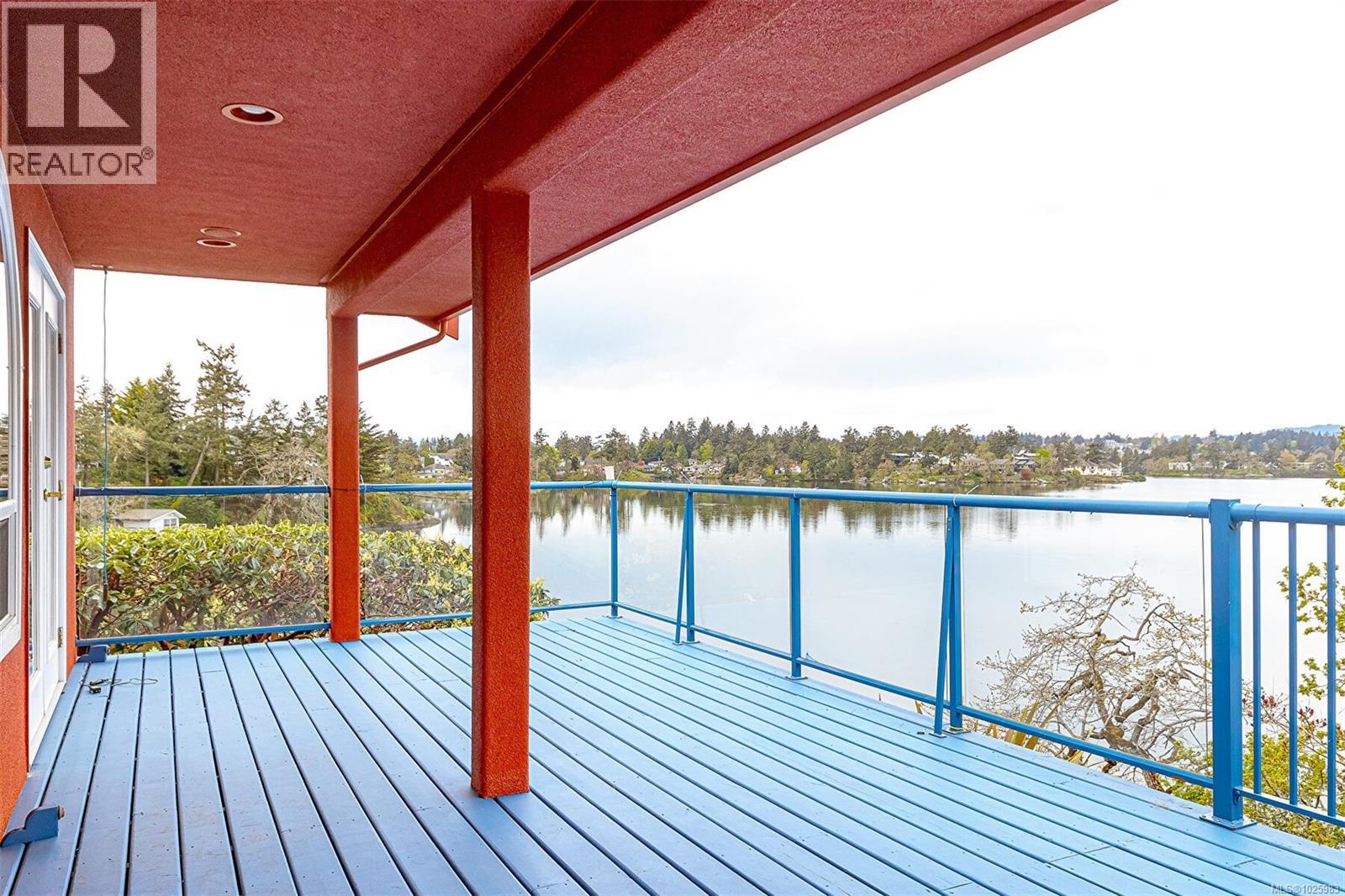  3711 Grange Road, Saanich