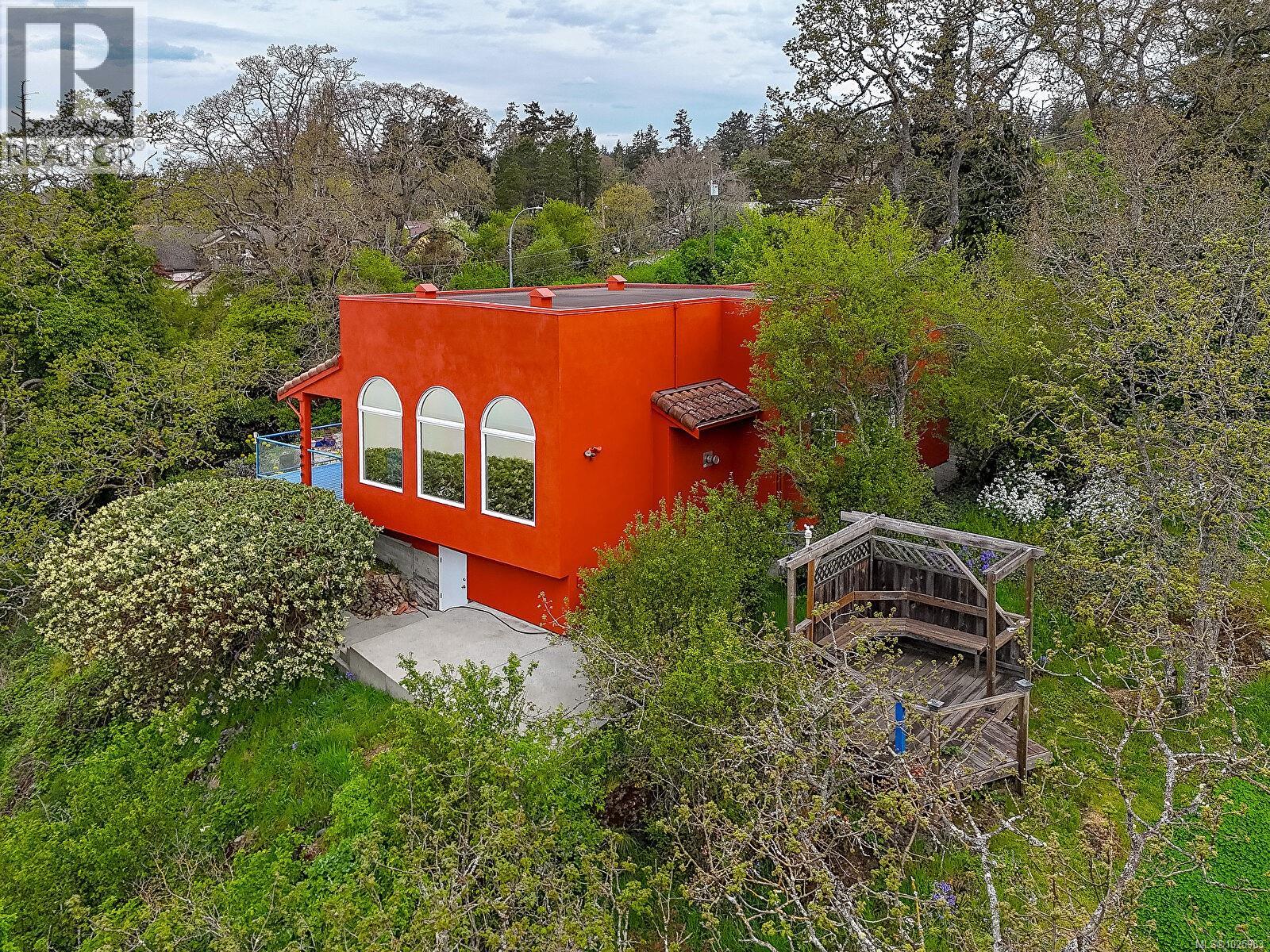  3711 Grange Road, Saanich