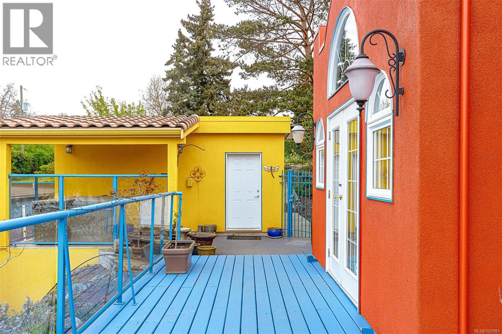  3711 Grange Road, Saanich