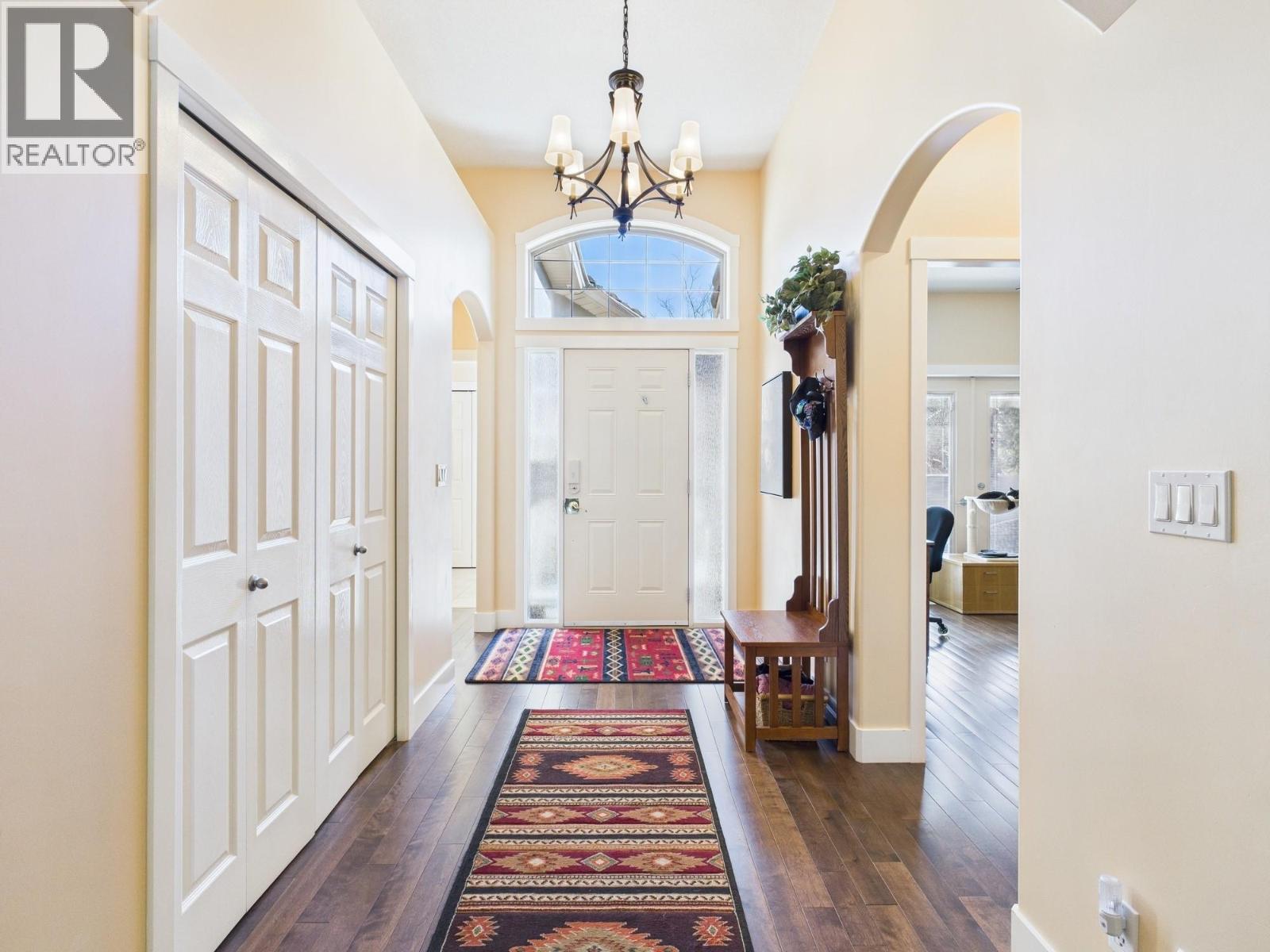 12 WILDFLOWER Court, Osoyoos