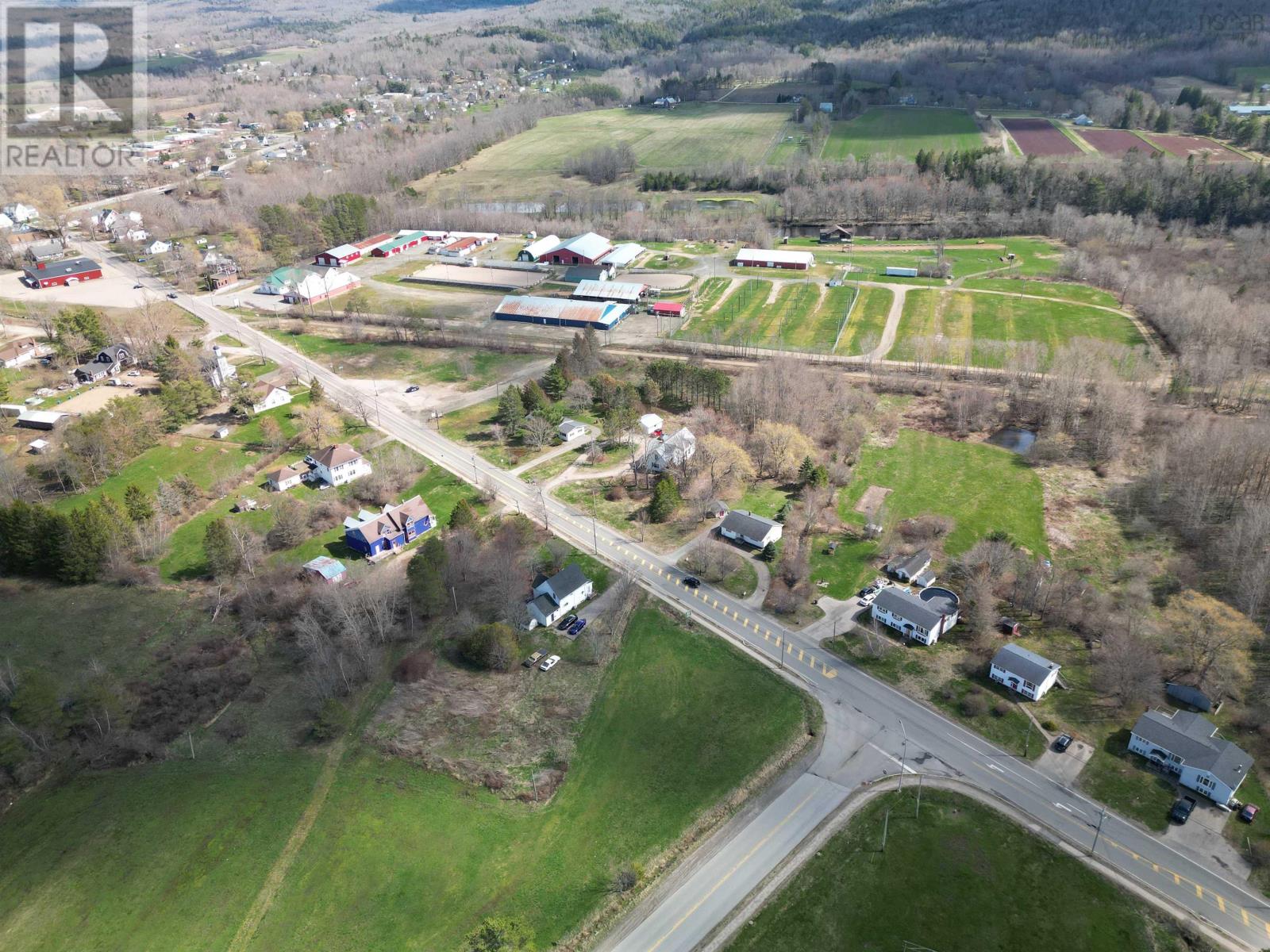 Property 22 of 27 of 600 Main Street