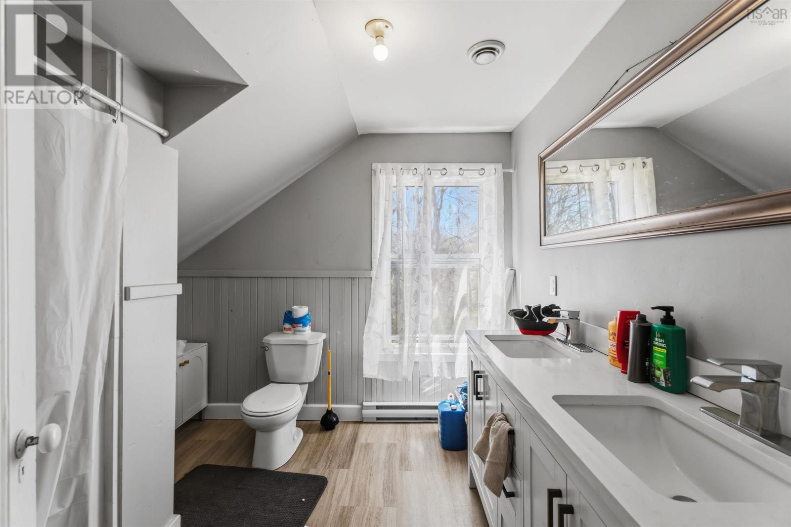 Property 7 of 27 of 600 Main Street