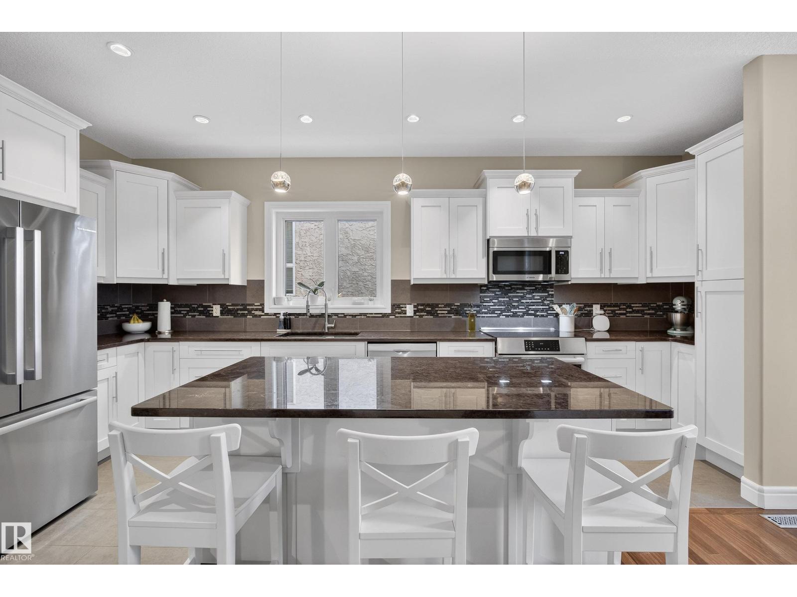 10209 90 ST NW, Edmonton