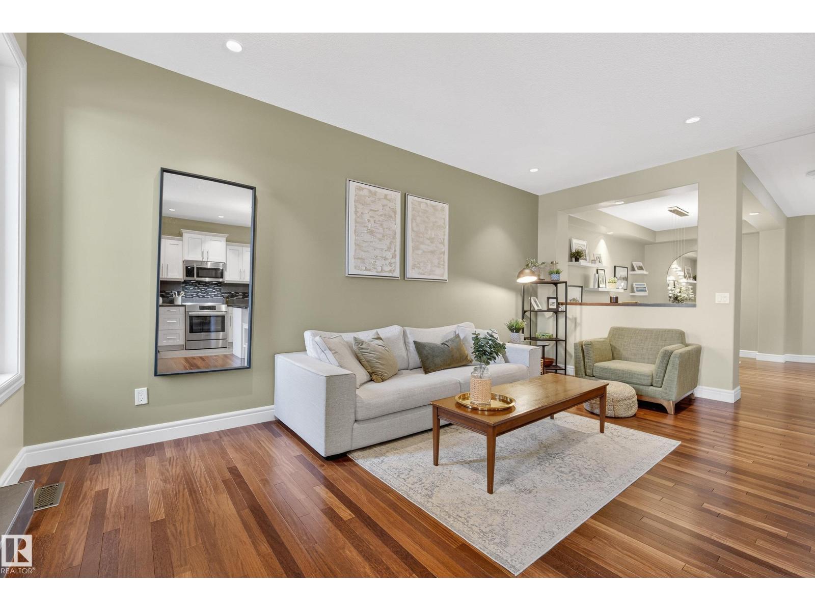 10209 90 ST NW, Edmonton