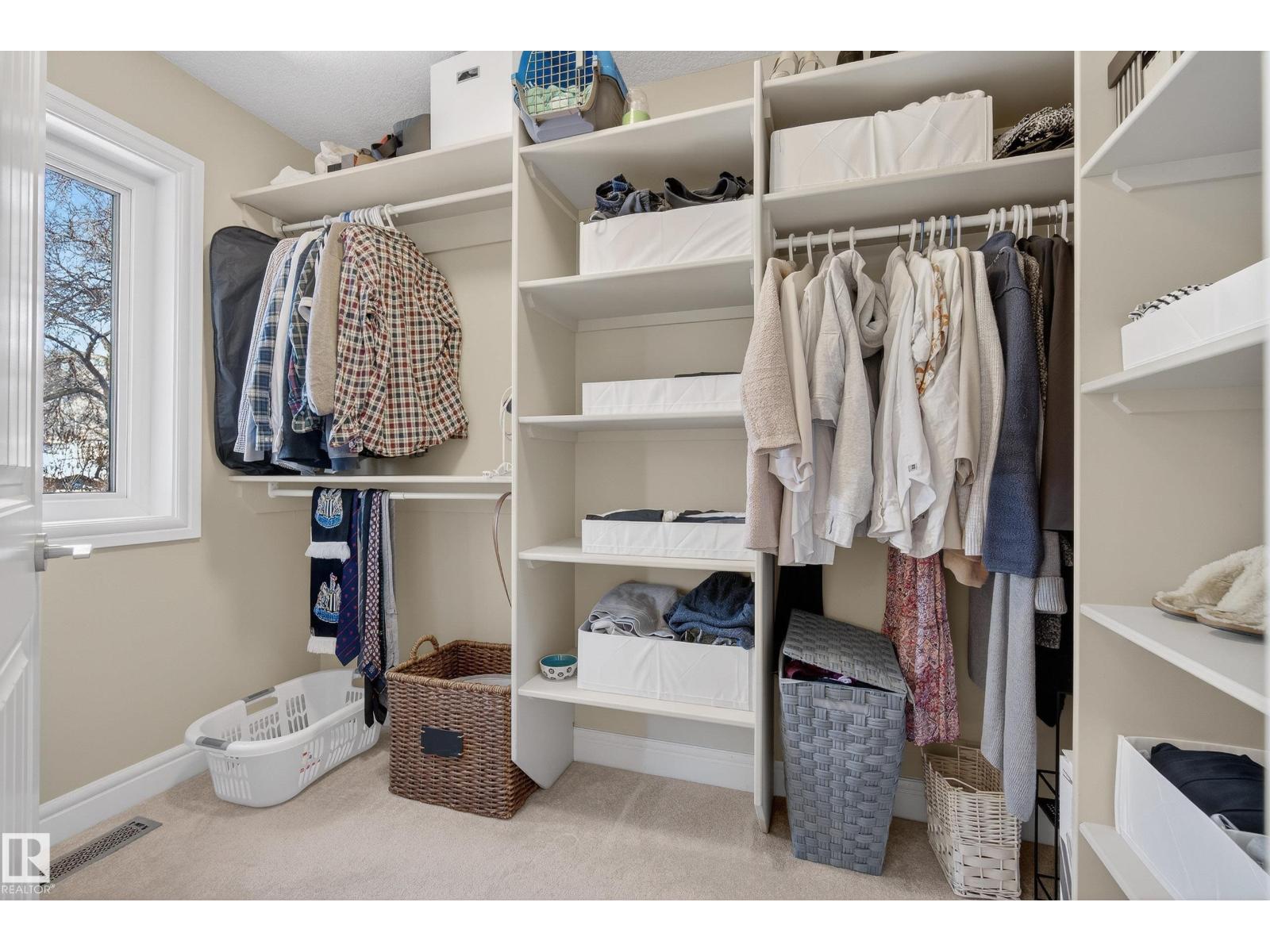 10209 90 ST NW, Edmonton