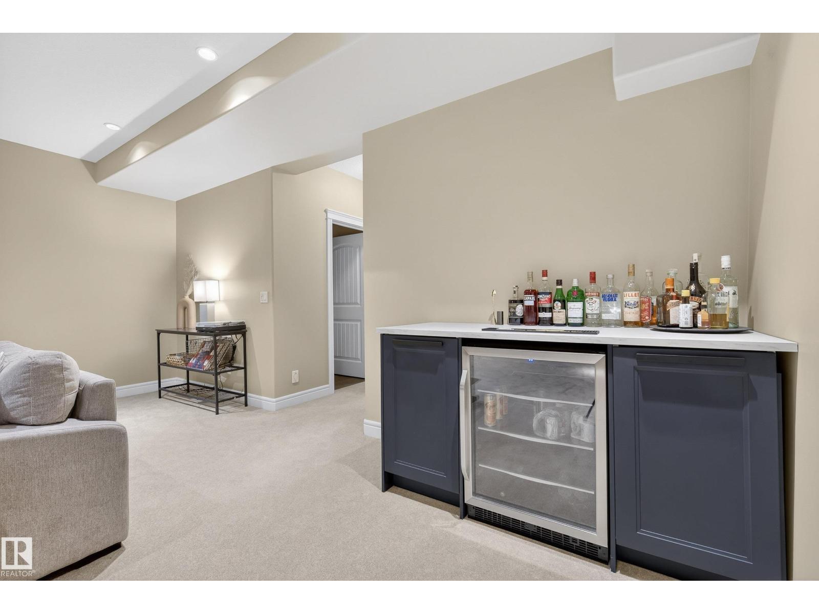 10209 90 ST NW, Edmonton