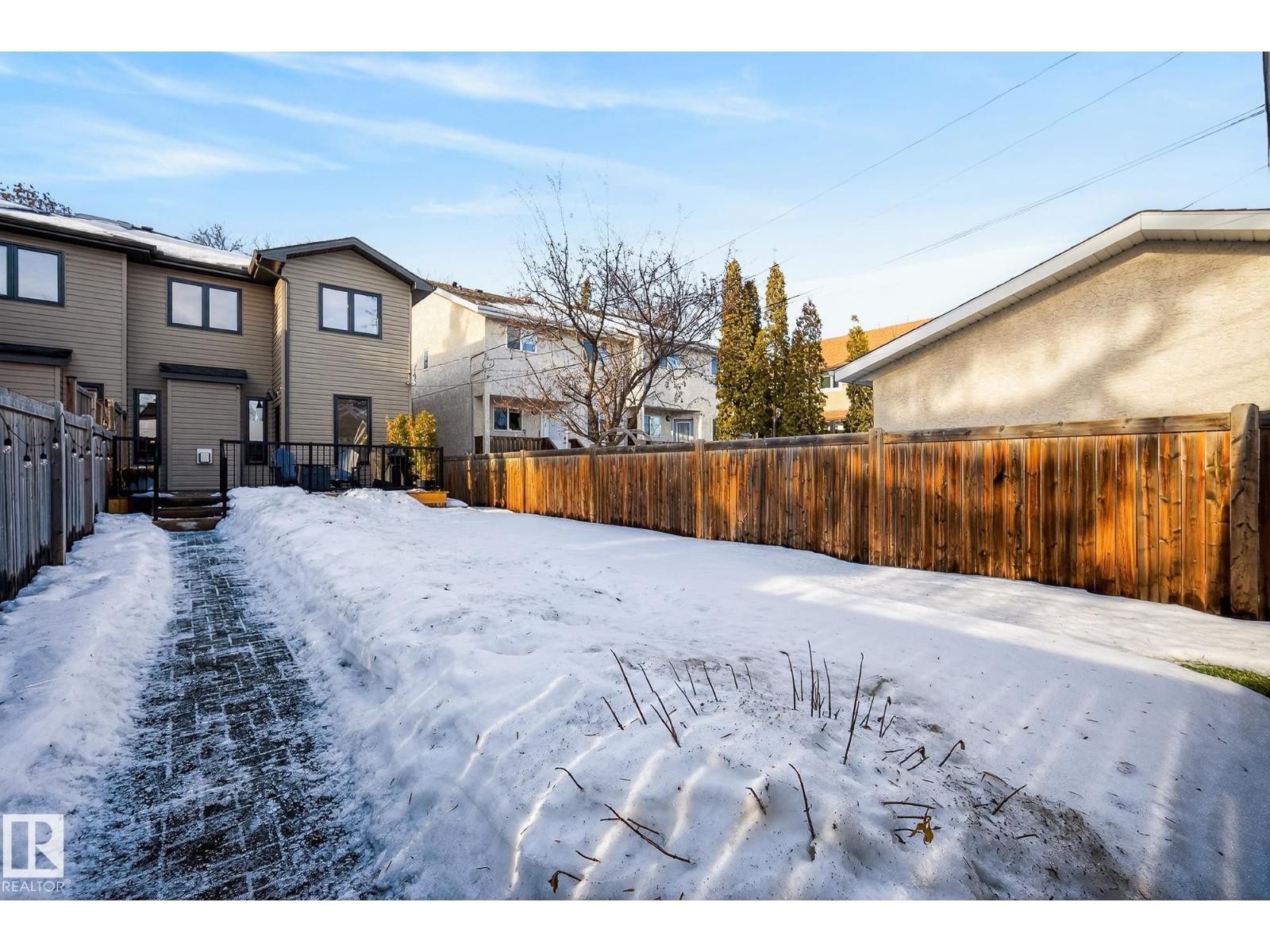 10209 90 ST NW, Edmonton