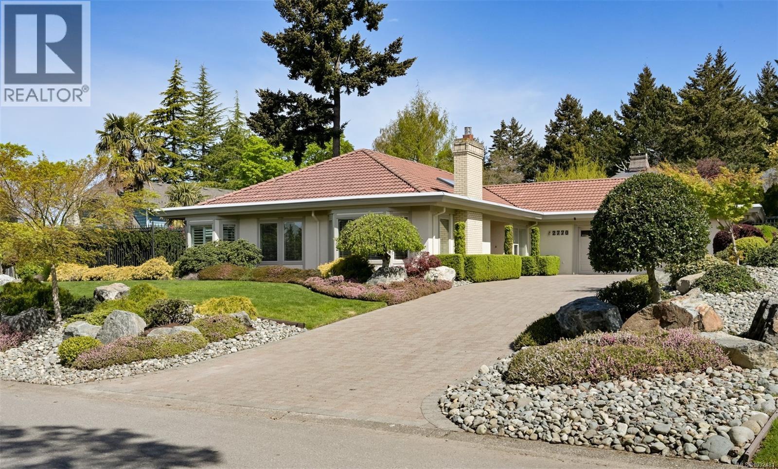  2770 Arbutus Road, Saanich