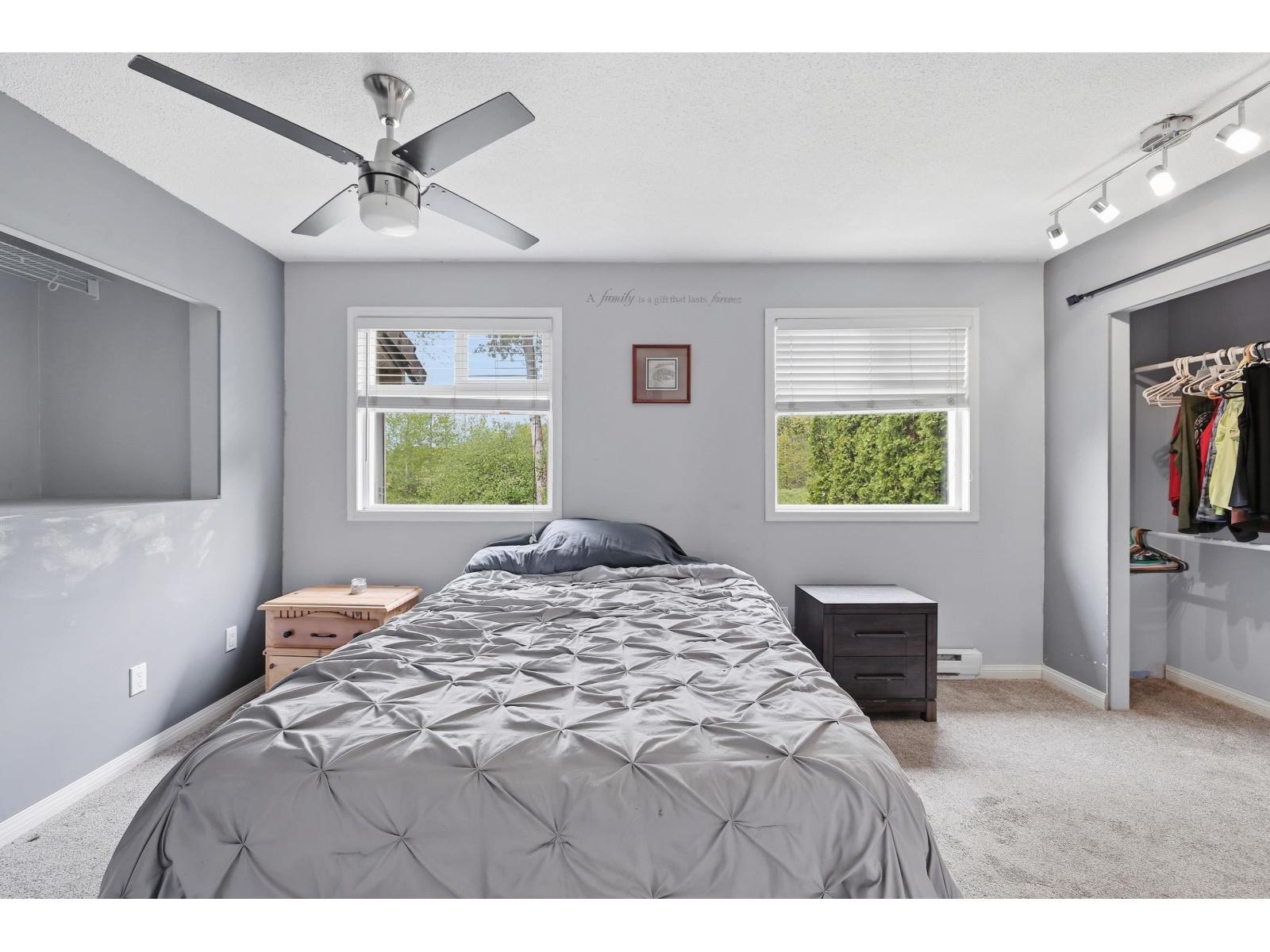 26744 33 AVENUE, Langley