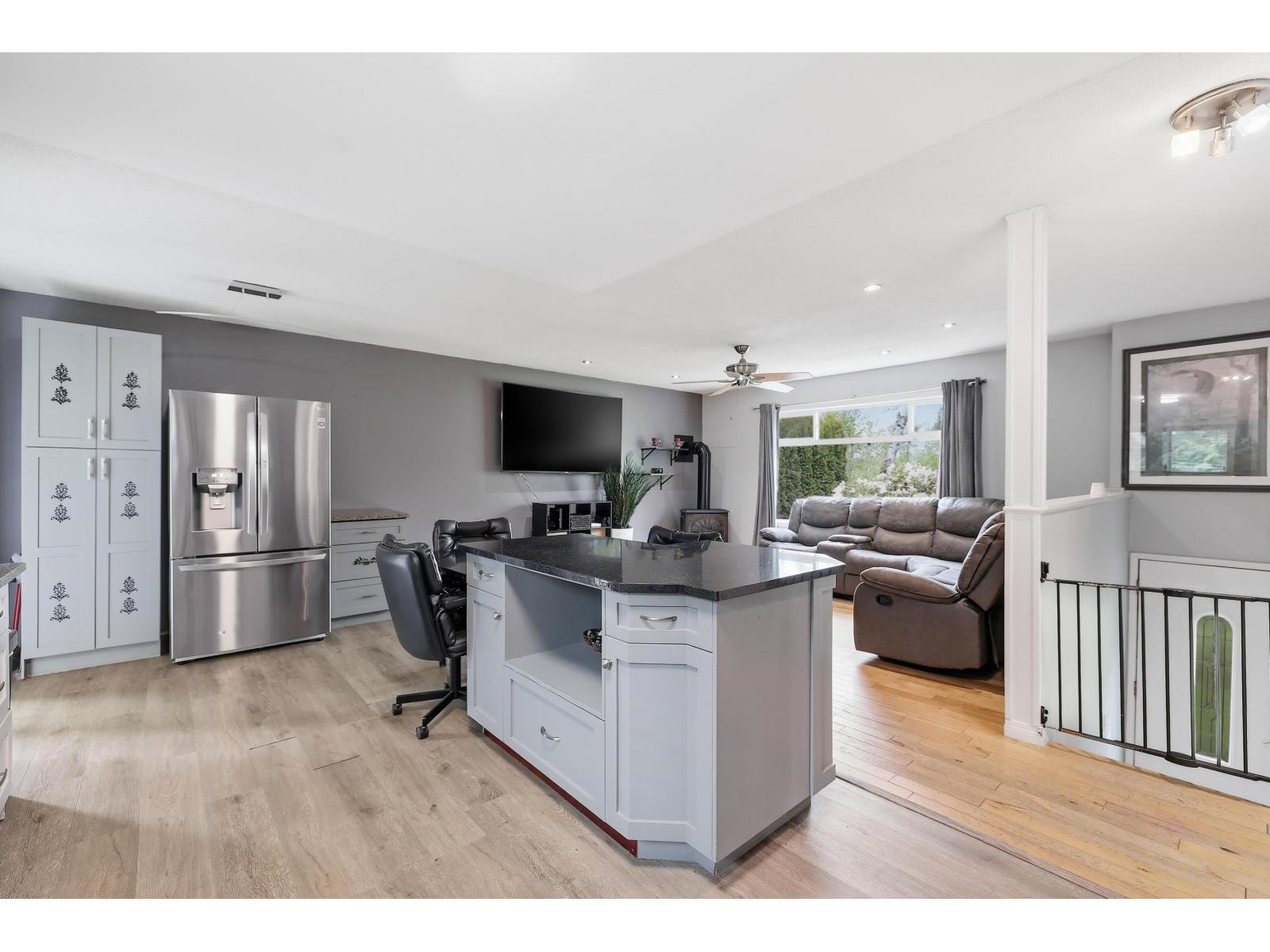 26744 33 AVENUE, Langley