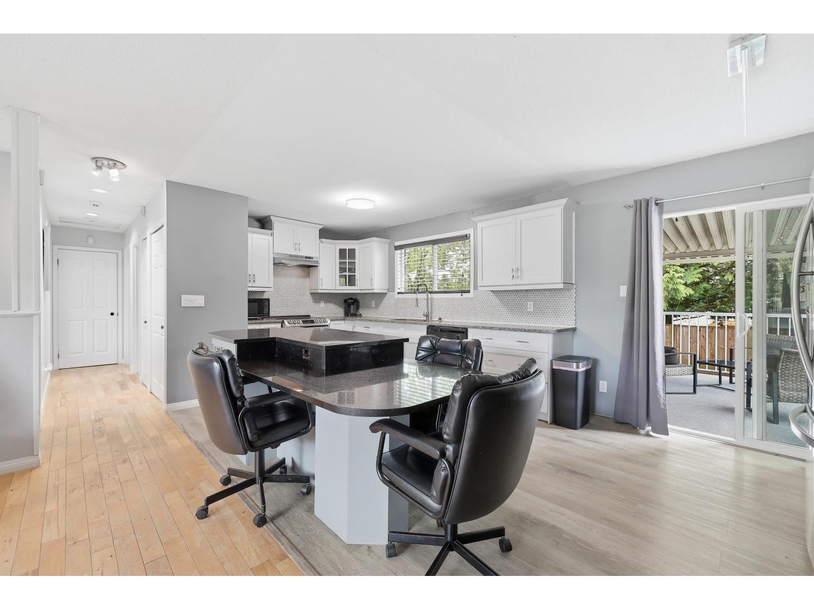 26744 33 AVENUE, Langley