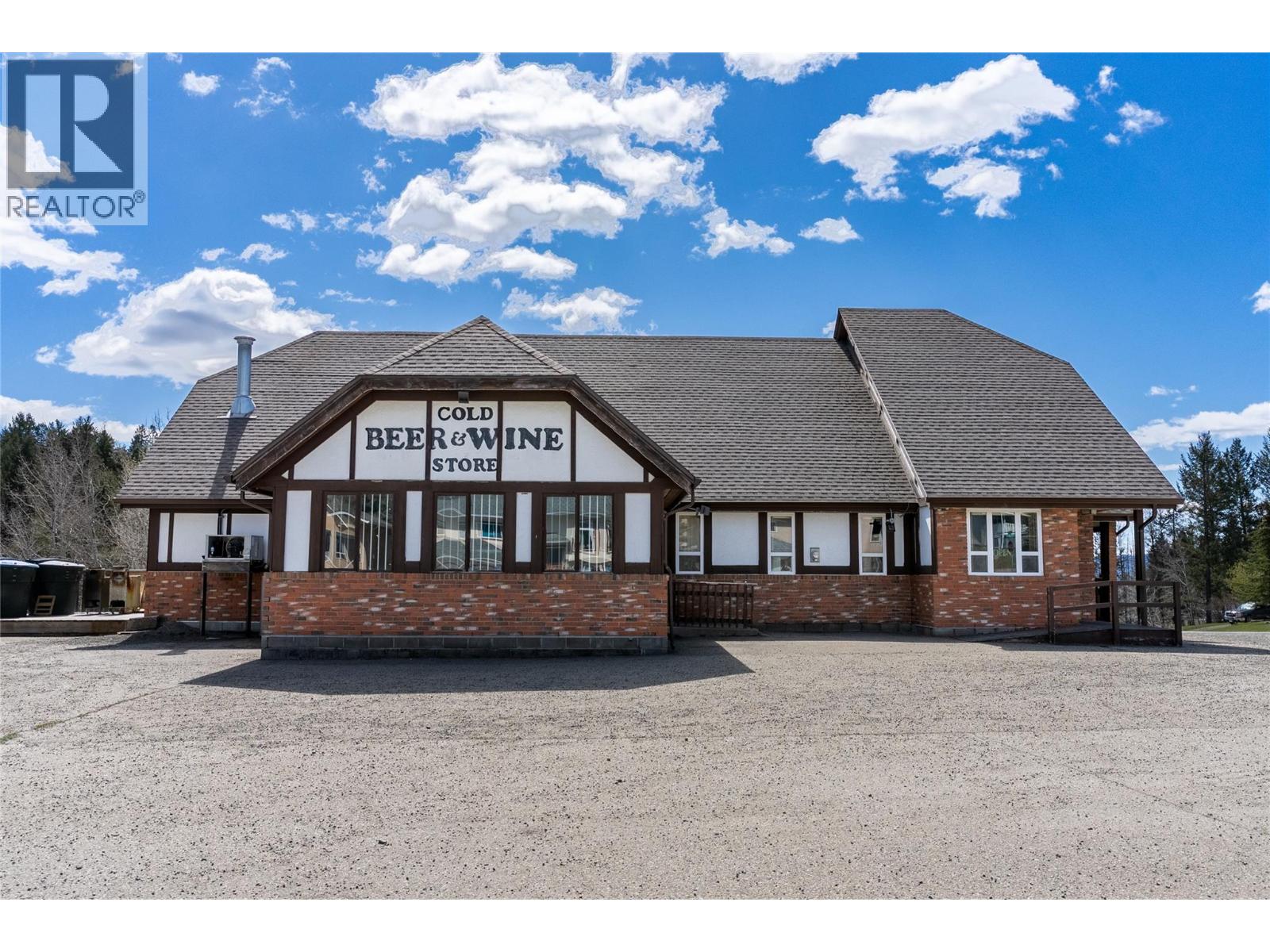 245 Ponderosa Avenue, Logan Lake