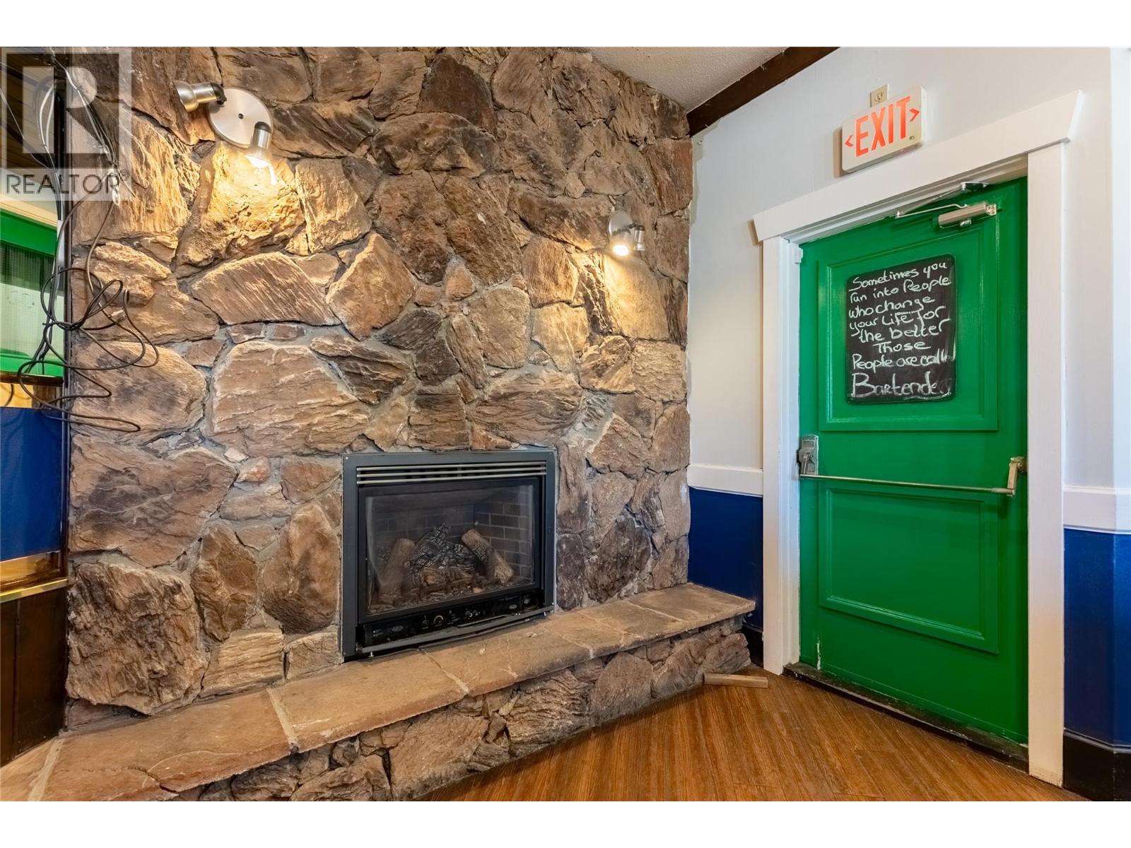 245 Ponderosa Avenue, Logan Lake