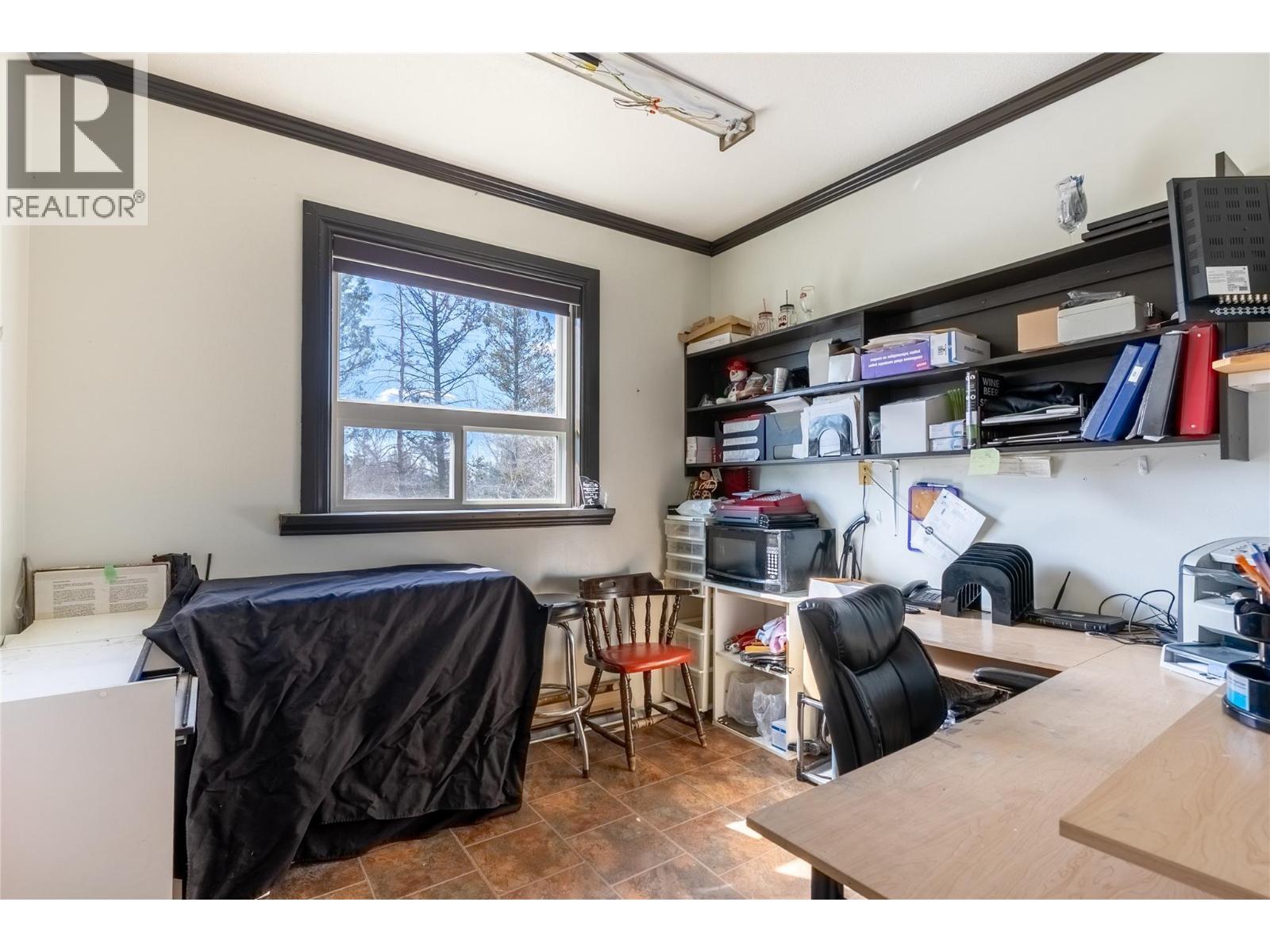 245 Ponderosa Avenue, Logan Lake