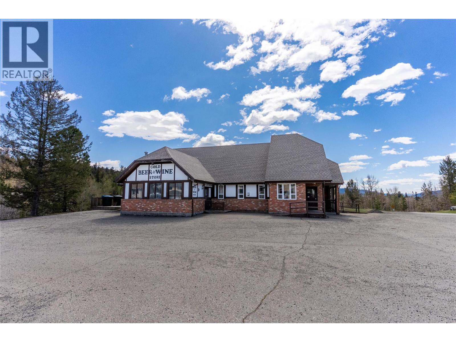 245 Ponderosa Avenue, Logan Lake