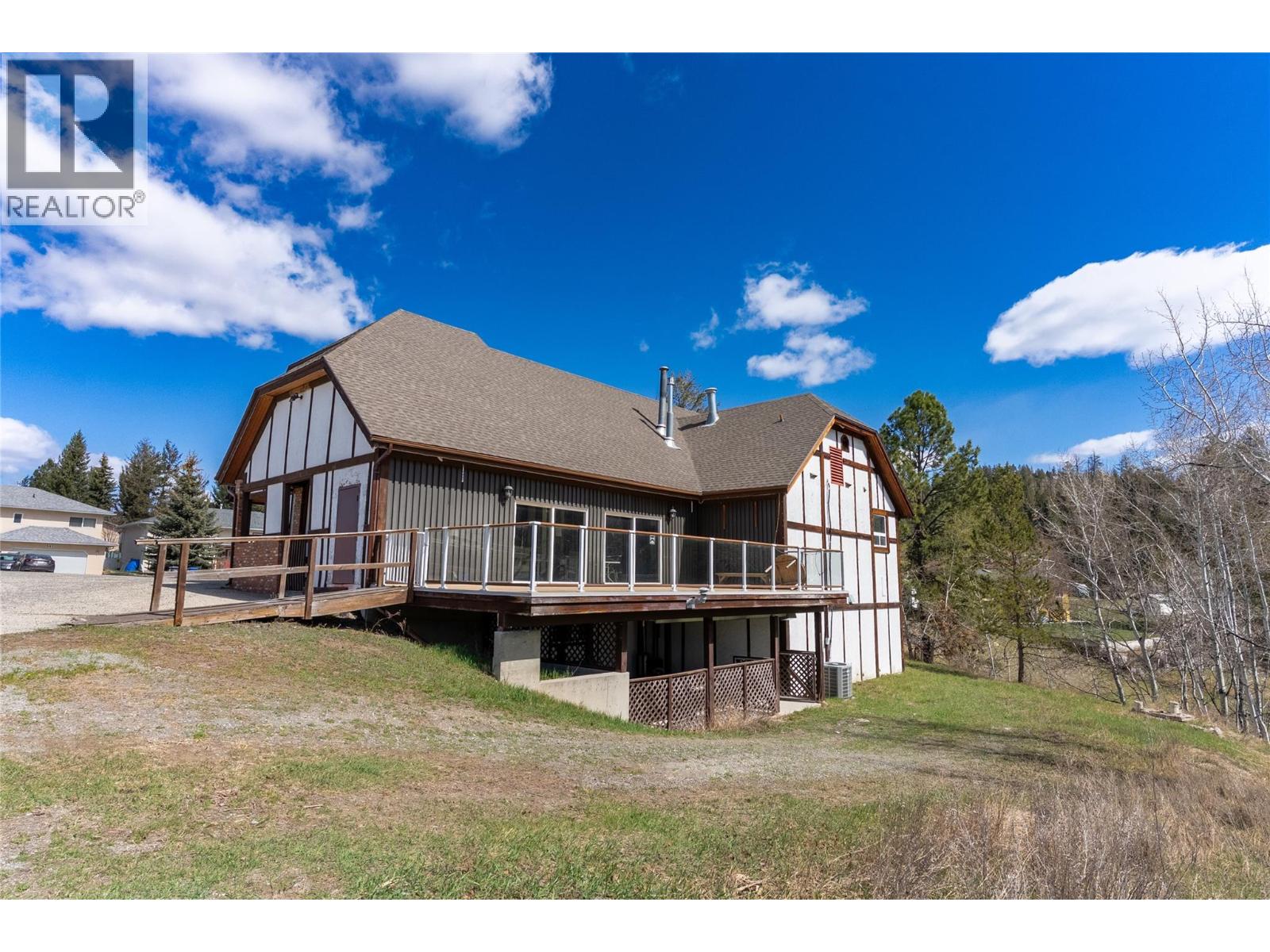245 Ponderosa Avenue, Logan Lake