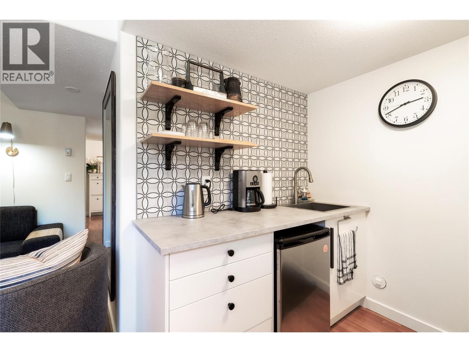  3061 18 Avenue Northeast, Salmon Arm