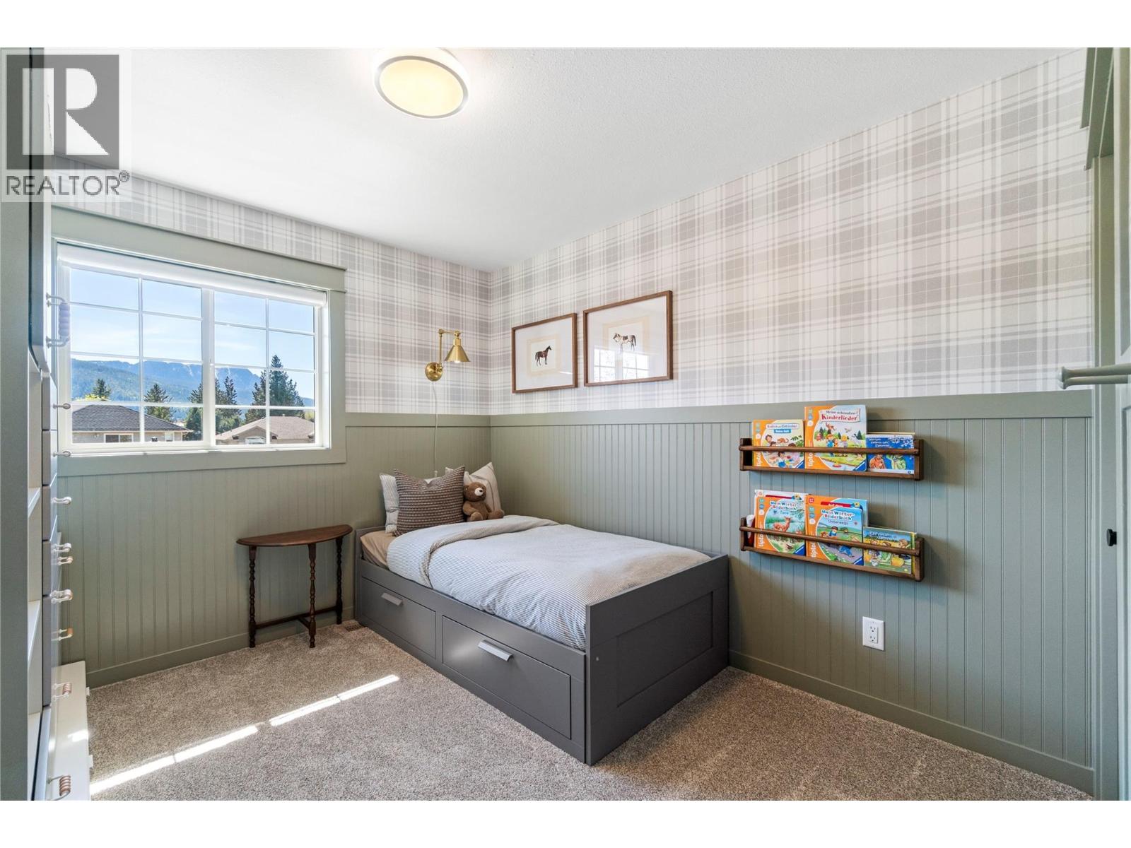  3061 18 Avenue Northeast, Salmon Arm
