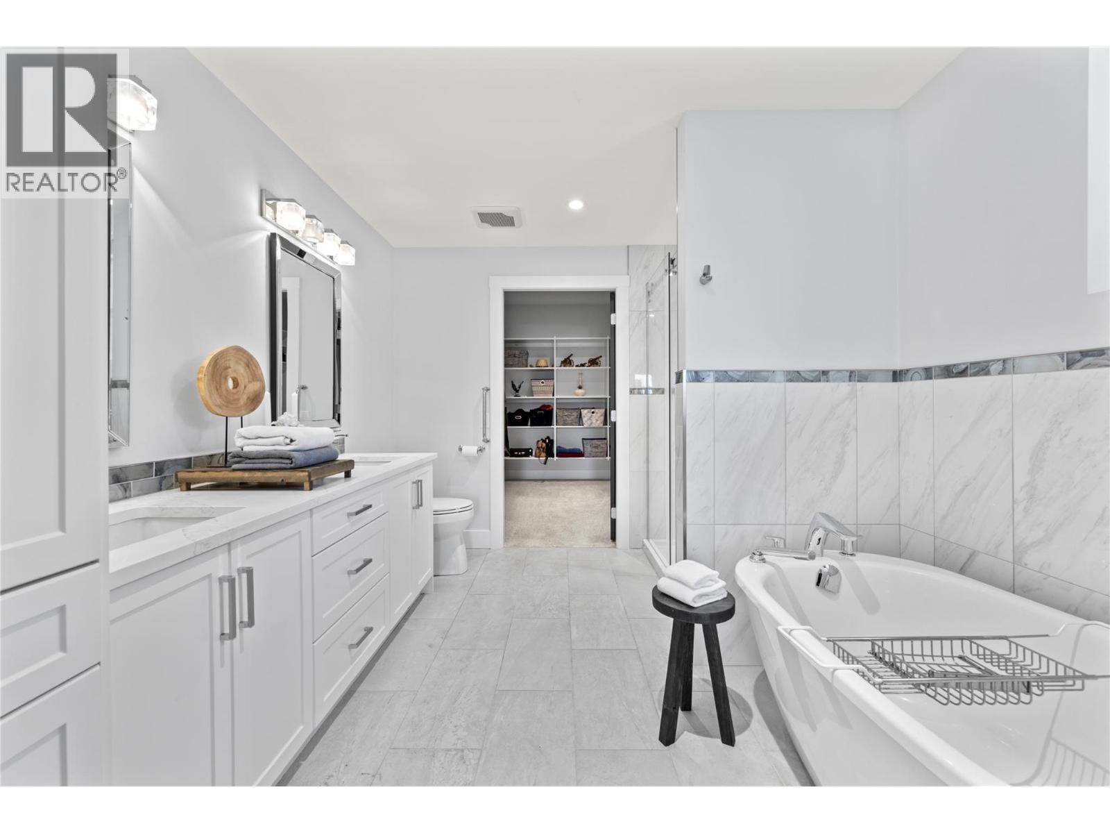  3643 McBride Road, Blind Bay