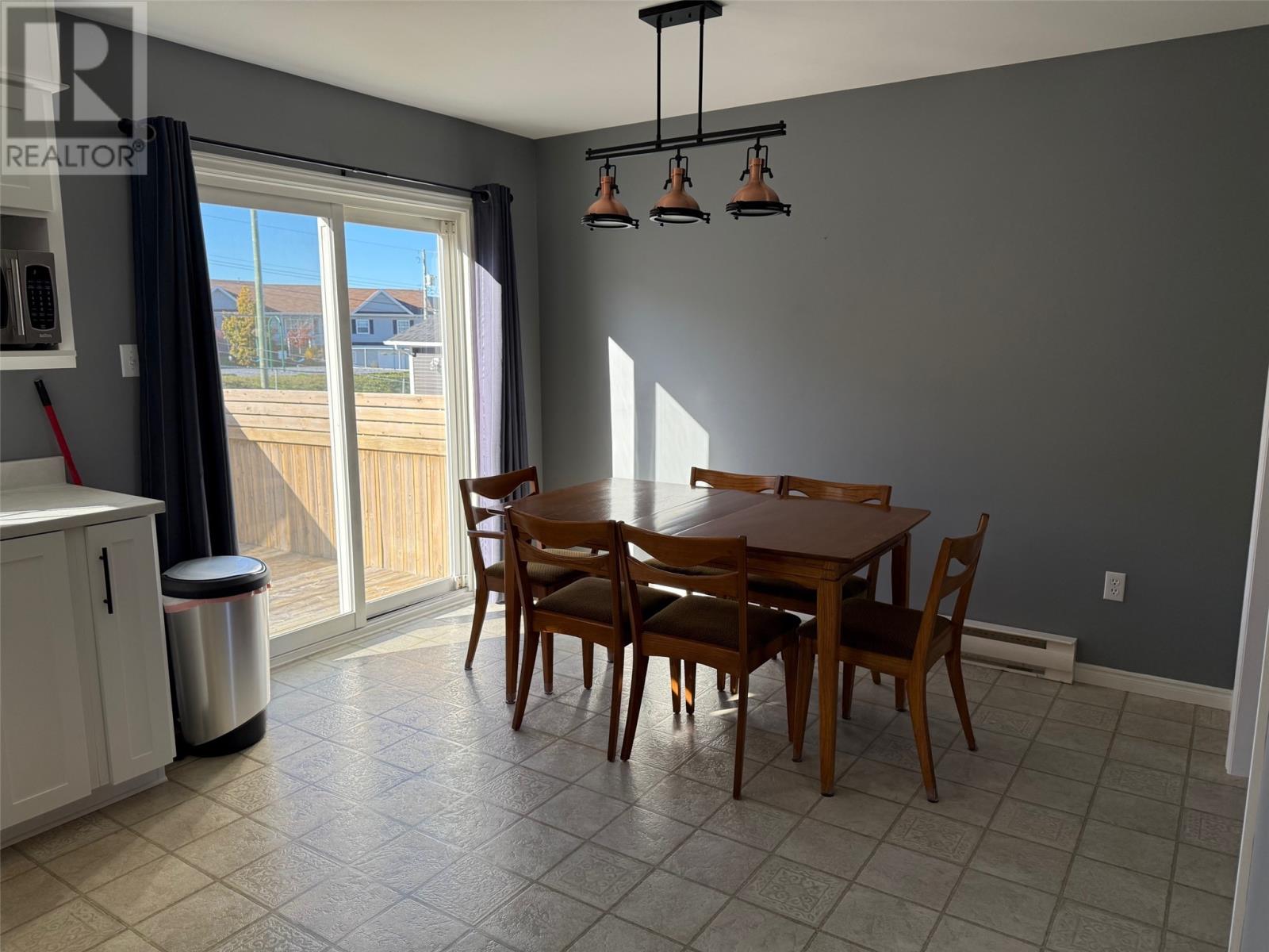 10 Dove Crescent - 11