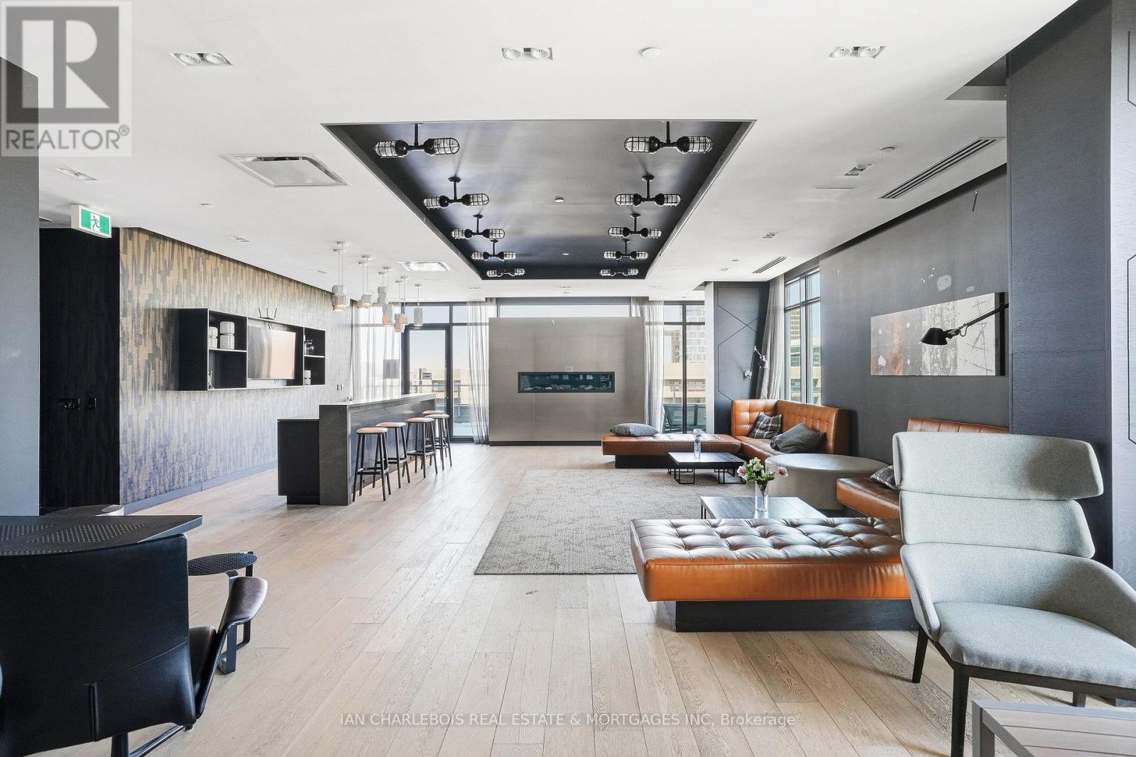 #1701 255 BAY STREET - 25