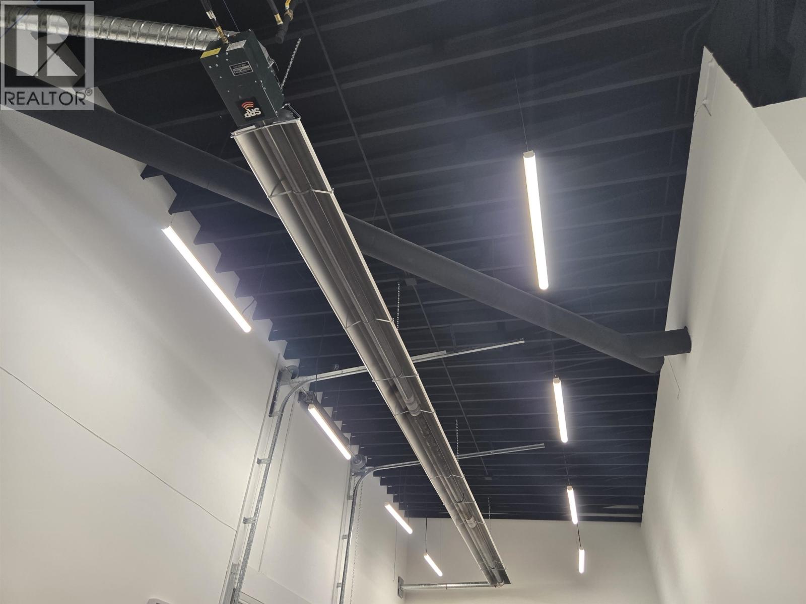 Photo 10 of 14 — 1245 3RD AVENUE · Prince George, BC